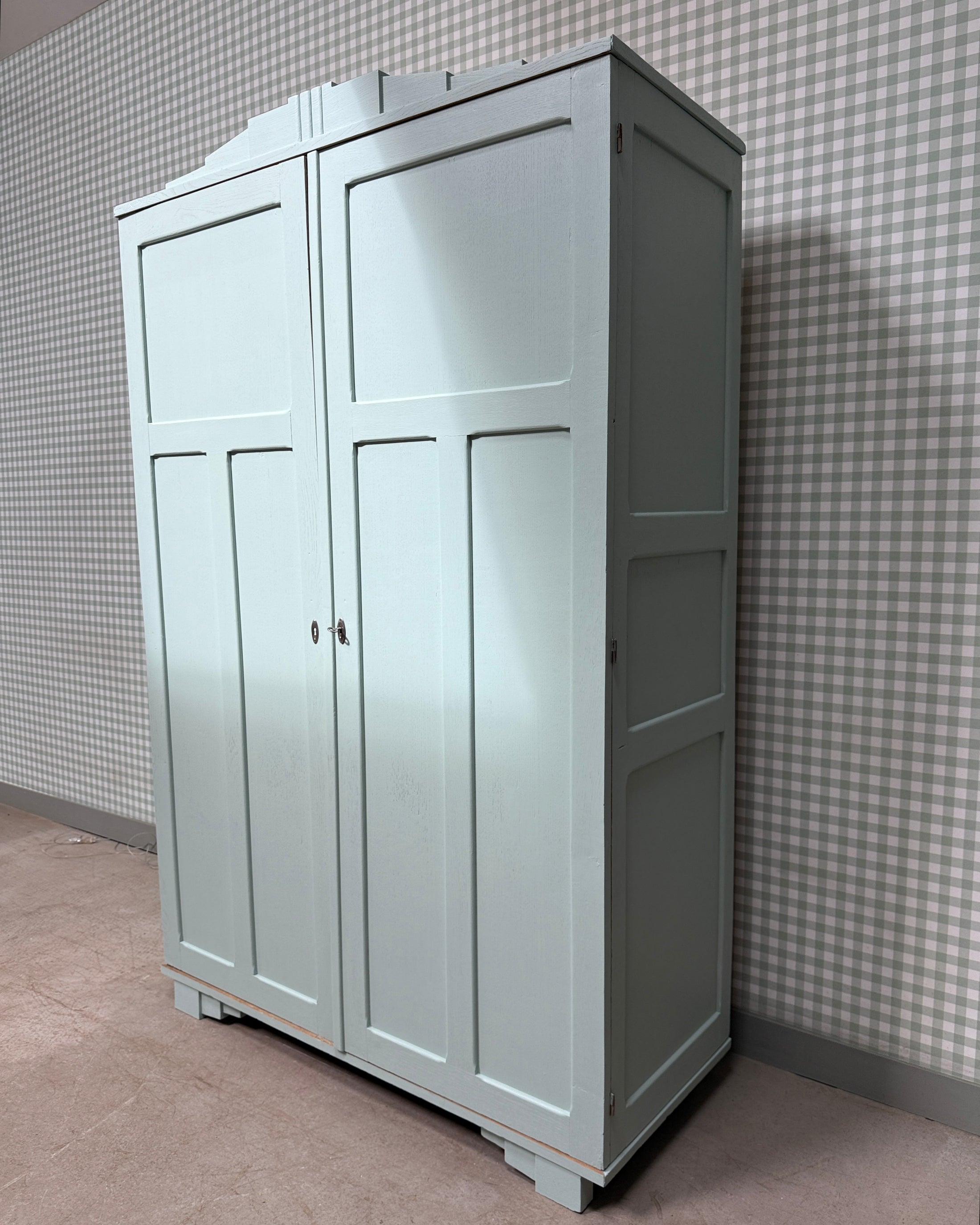 Armoire Art Déco peinte