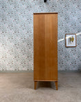 Charger l'image dans la visionneuse de la galerie, Armoire vintage avec penderie
