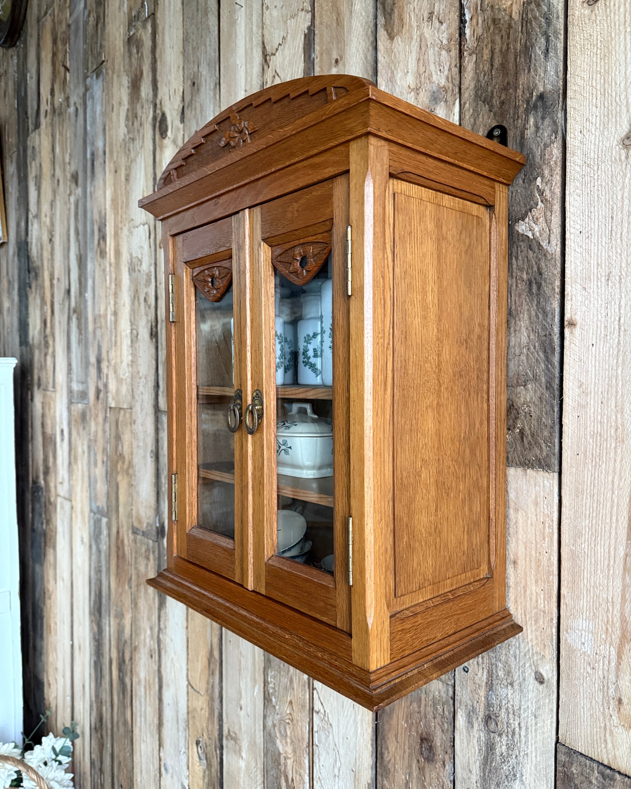 Vitrine à suspendre Art Déco