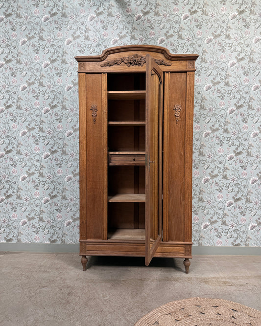 Armoire ancienne en chêne