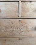 Charger l'image dans la visionneuse de la galerie, Armoire anglaise ancienne « linen press »
