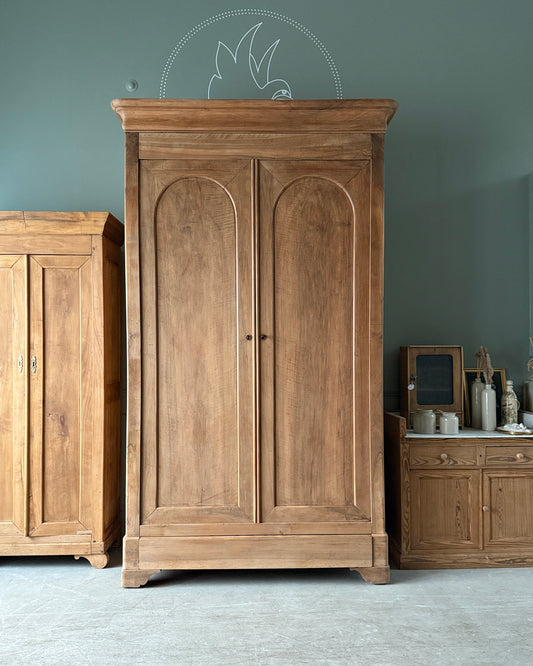 Grande armoire de mariage
