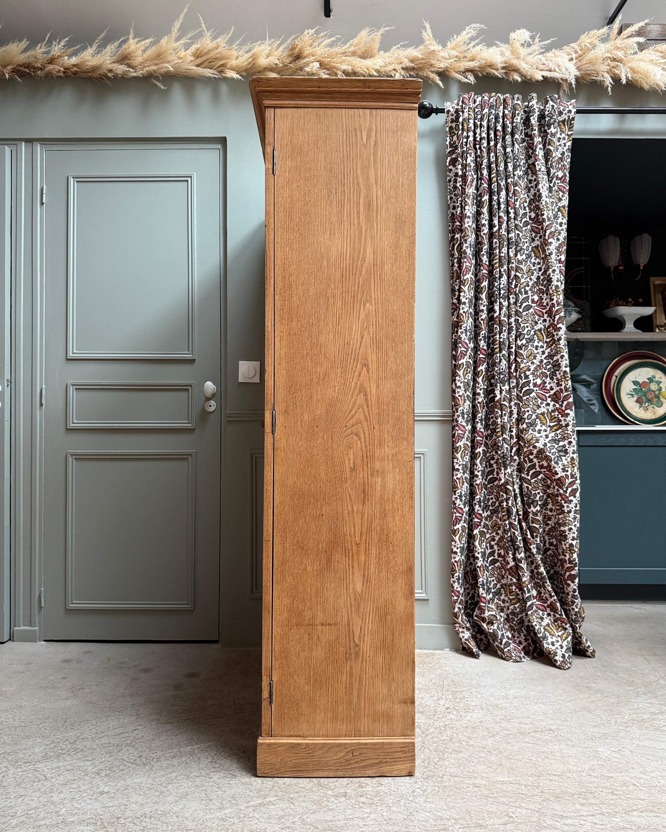Armoire de notaire en chêne
