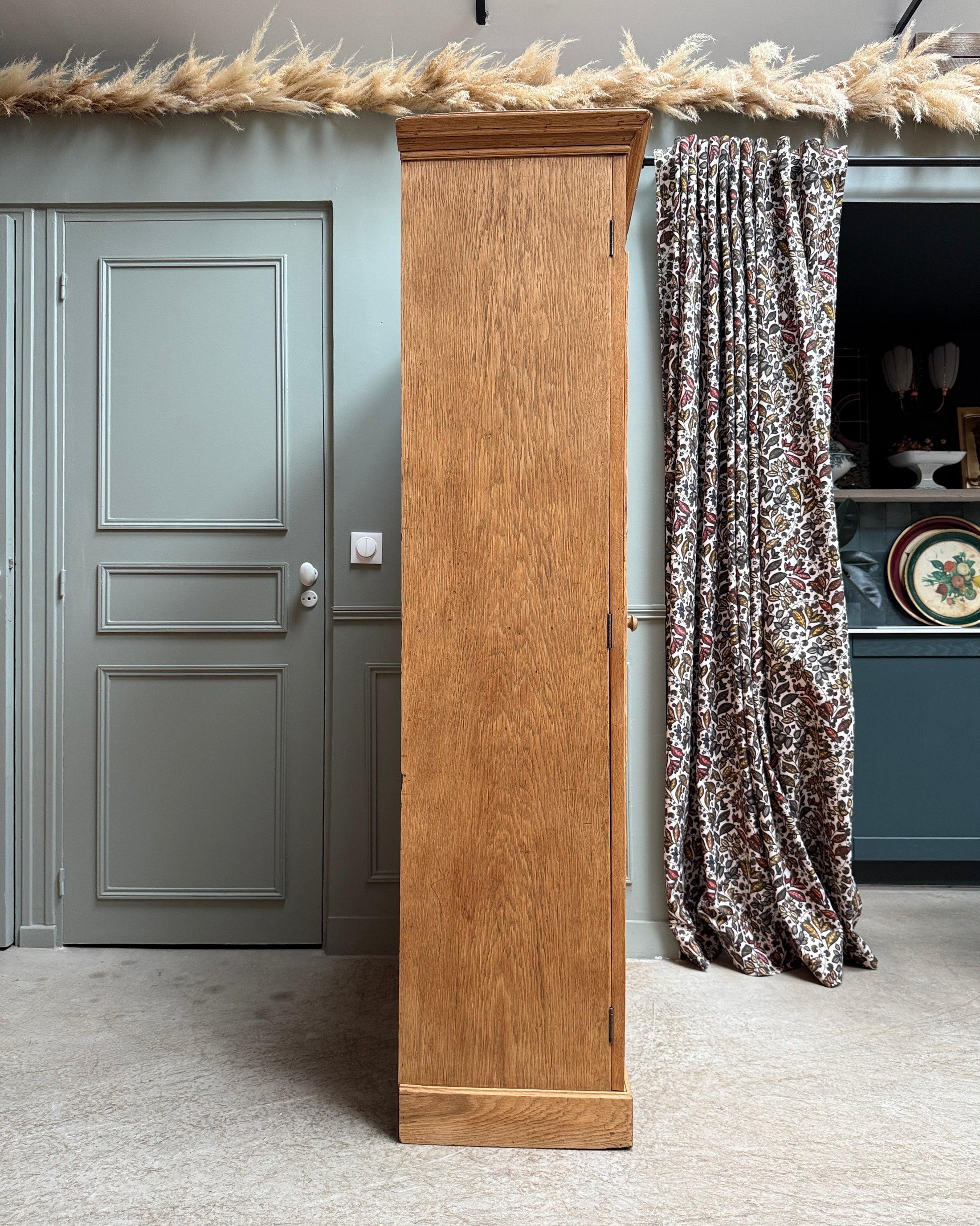 Armoire de notaire en chêne