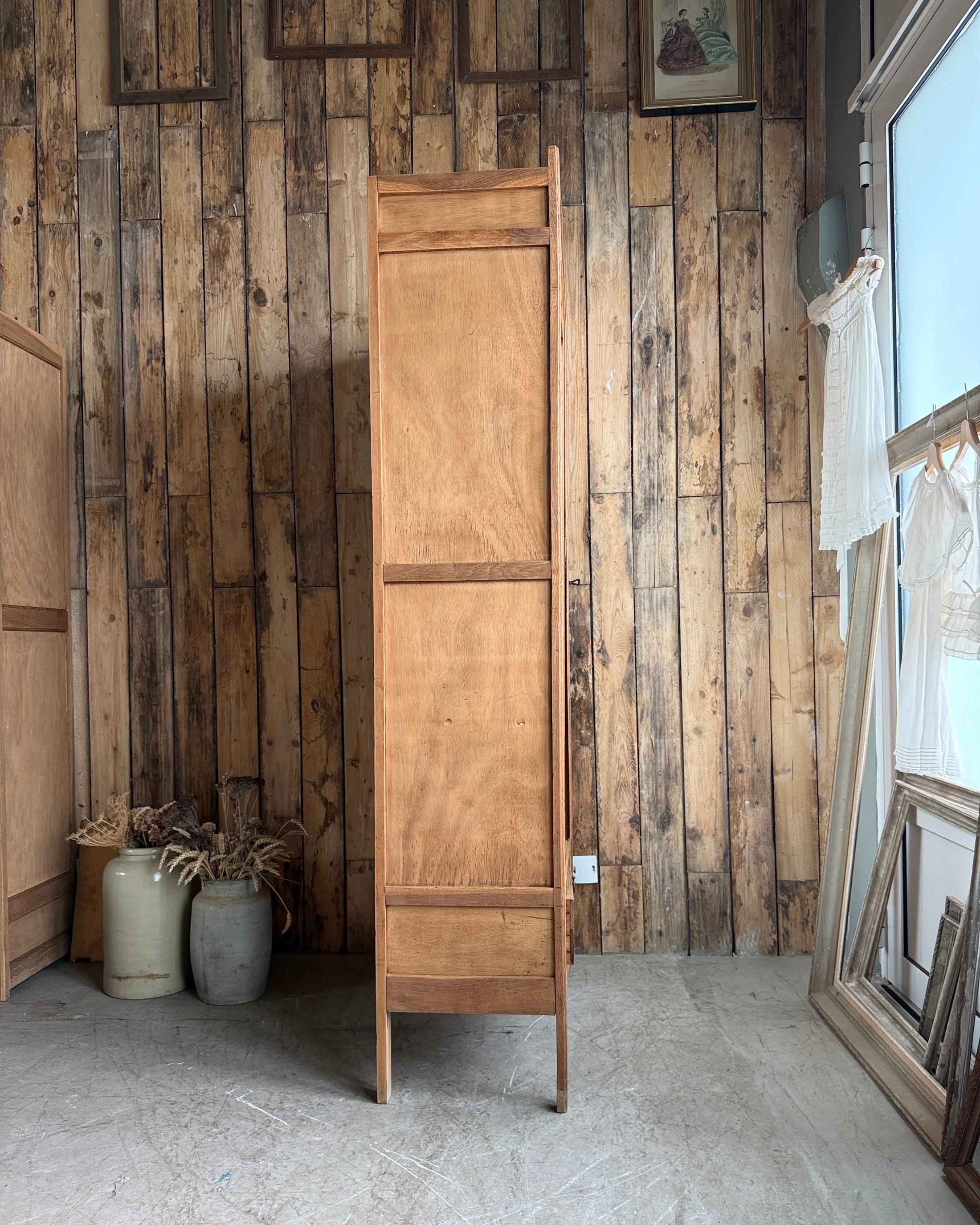 Armoire parisienne Art Déco en chêne