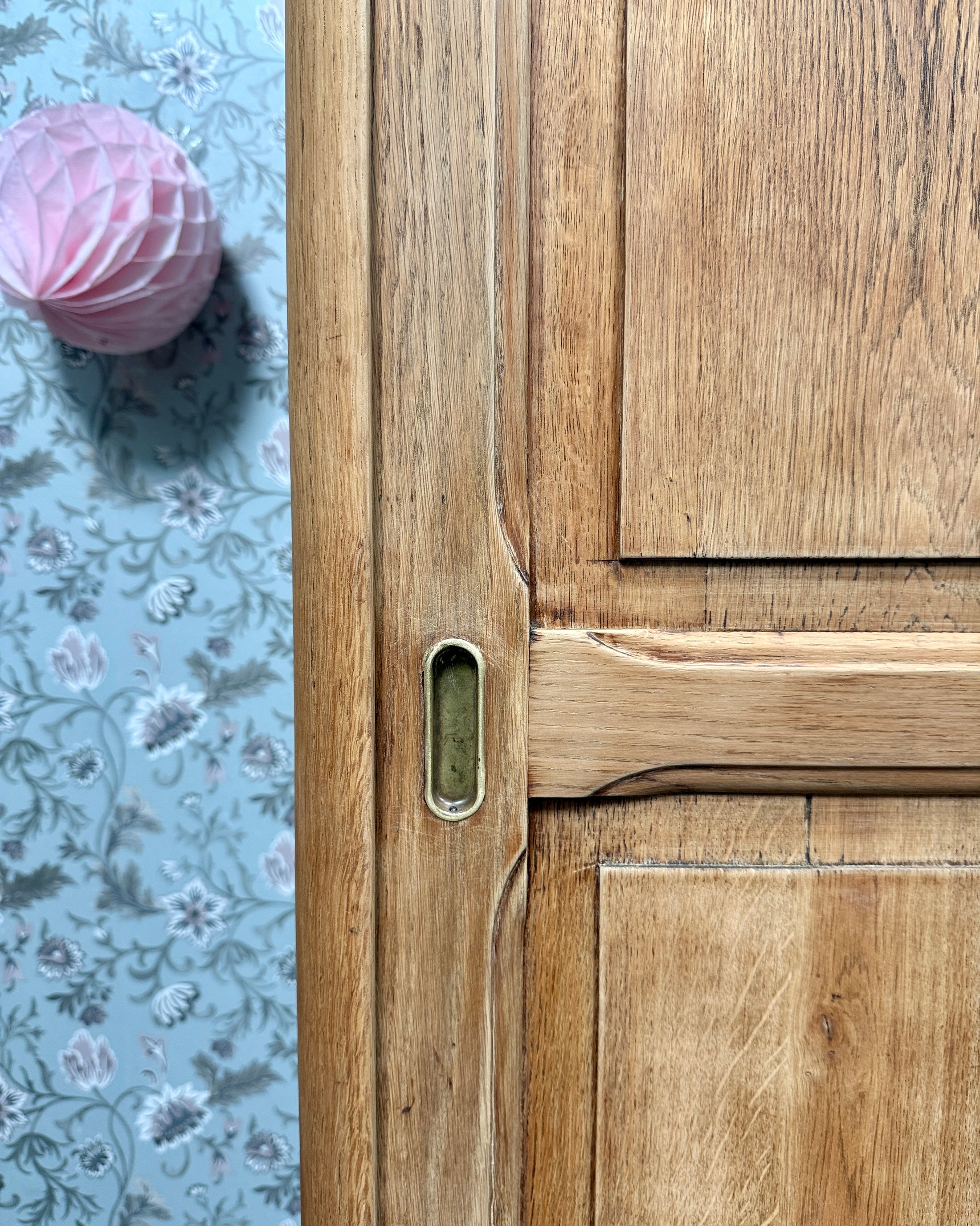 Armoire parisienne double avec penderie