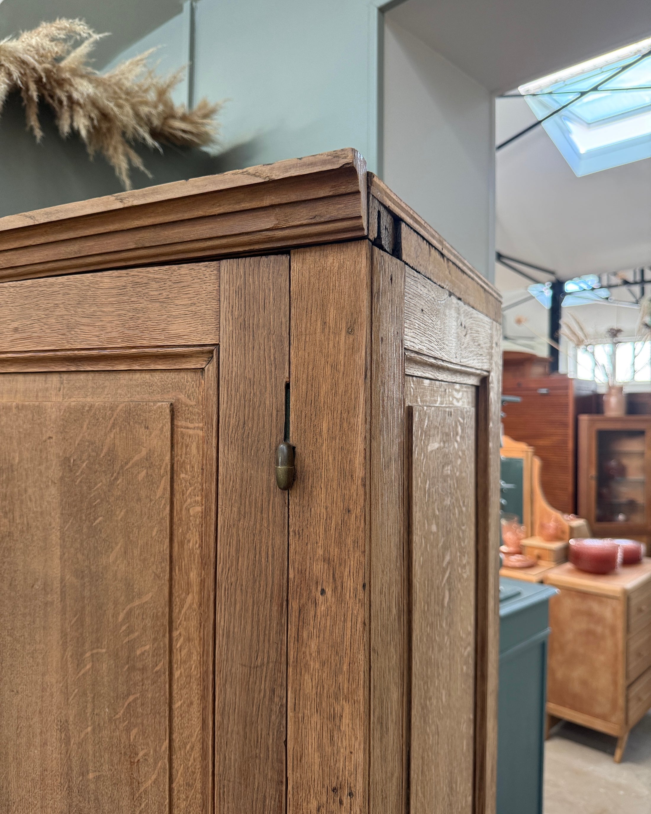 Armoire parisienne en chêne
