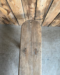 Charger l'image dans la visionneuse de la galerie, Banc de ferme ancien en pin massif
