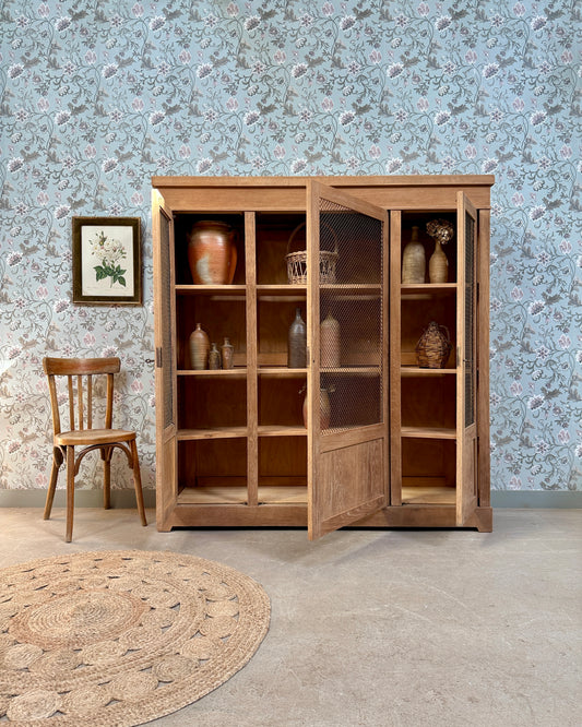 Bibliothèque trois portes grillagées en chêne
