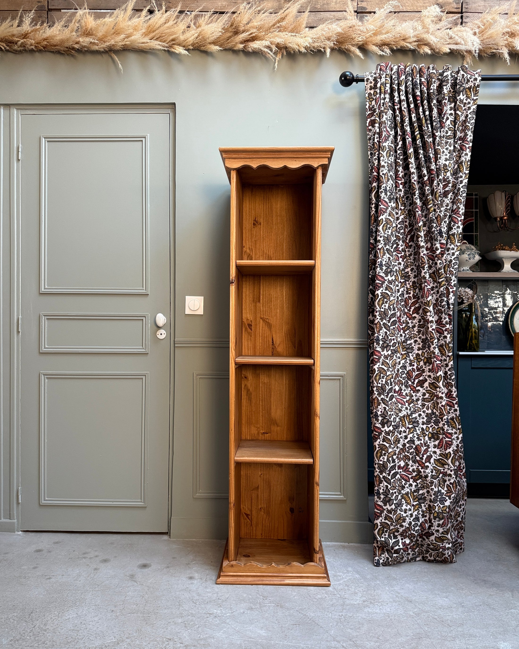Petite bibliothèque vintage en pin