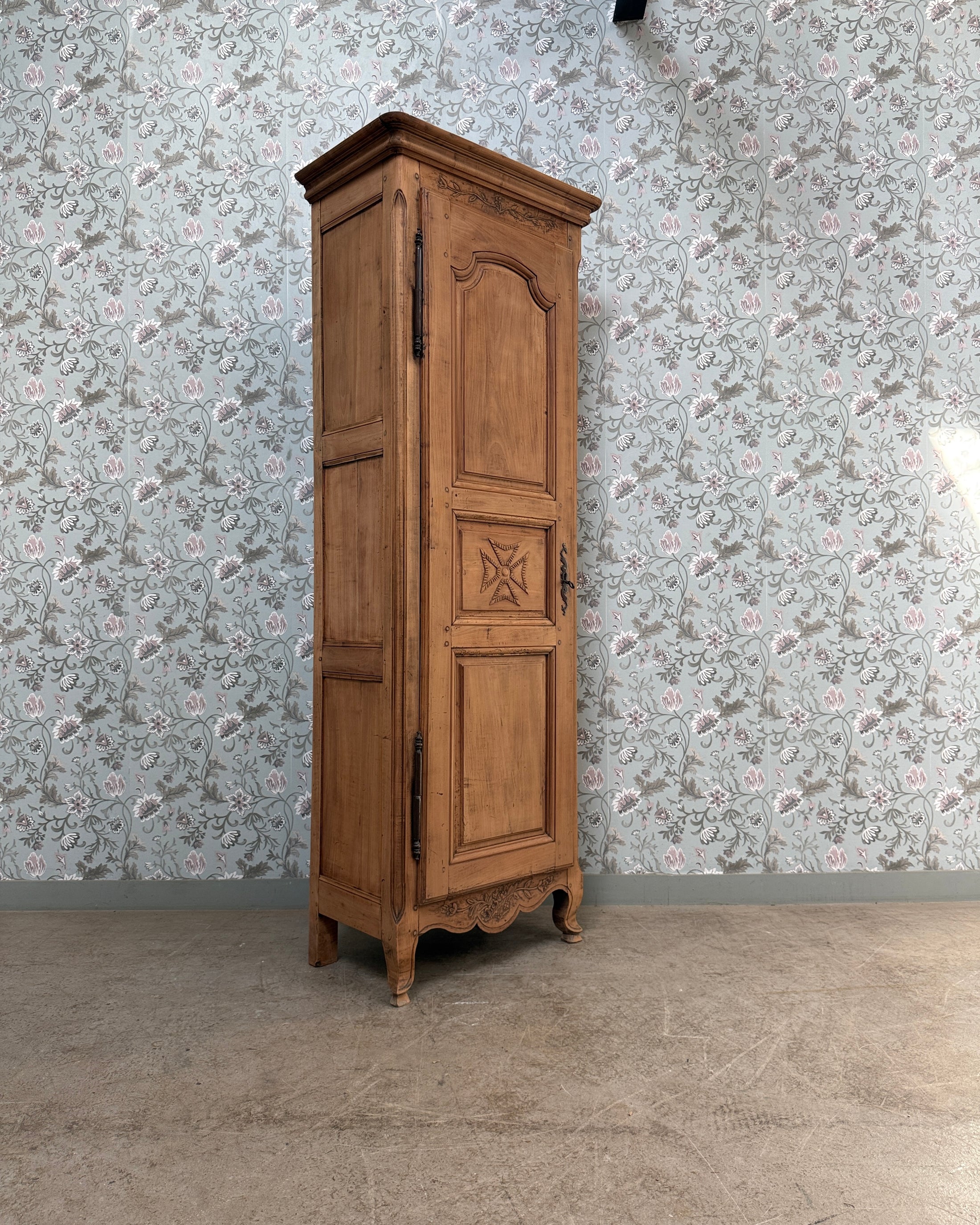 Bonnetière ancienne
