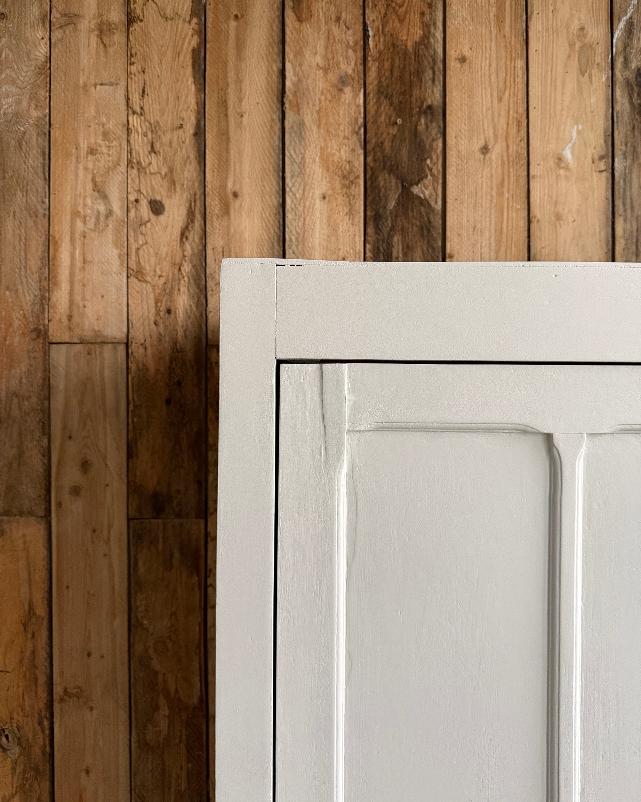 Bonnetière parisienne blanche