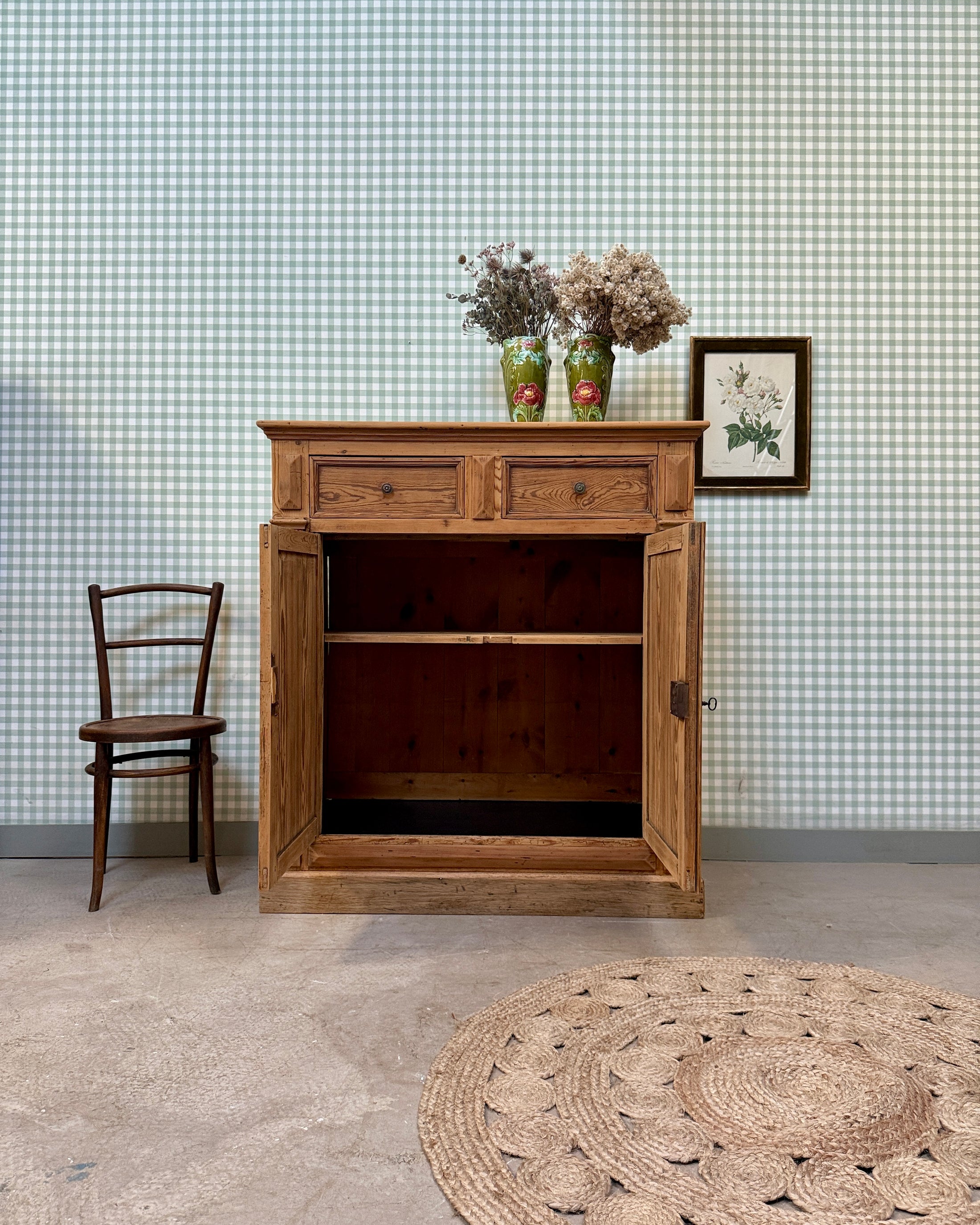 Grand buffet ancien