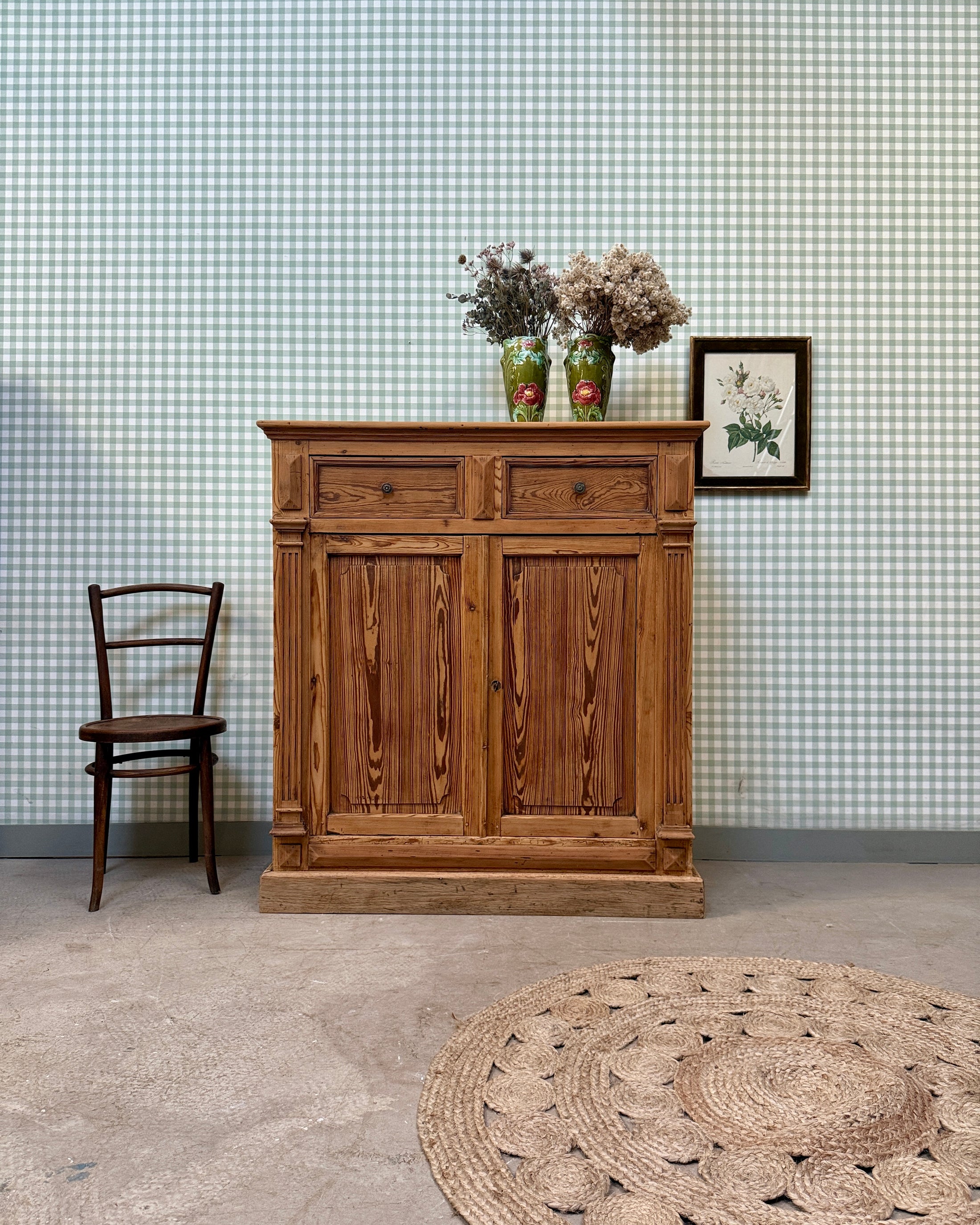 Grand buffet ancien