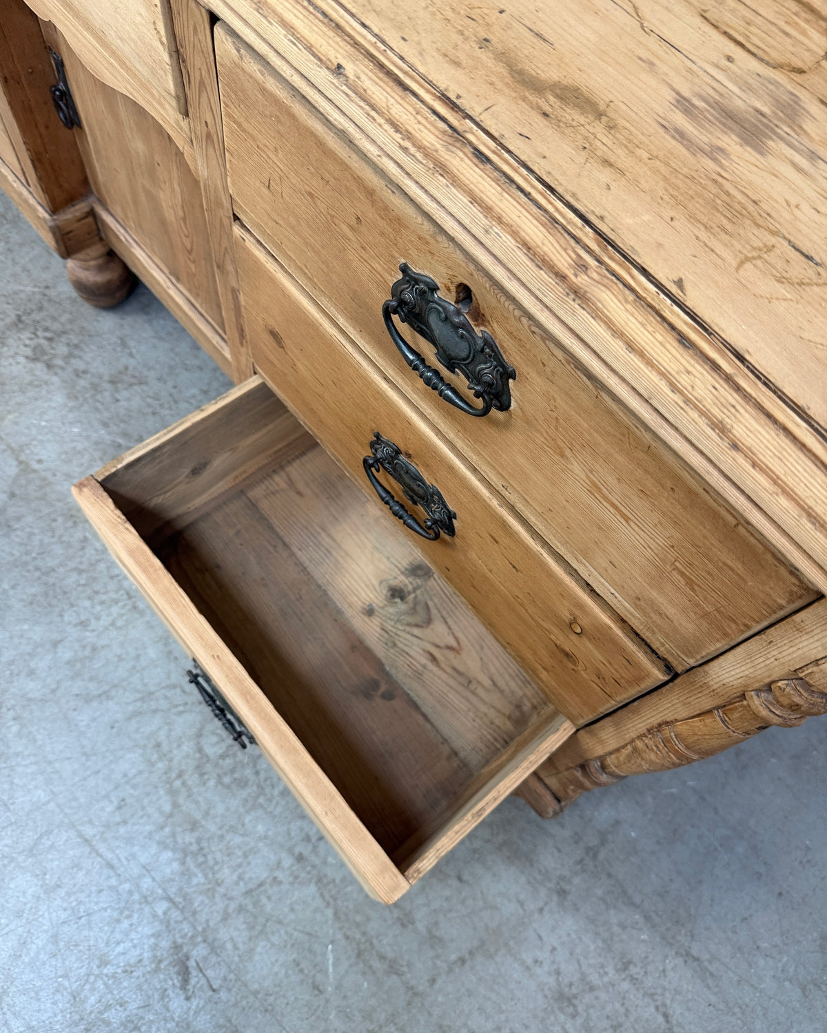 Buffet anglais victorien deux corps