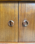 Charger l'image dans la visionneuse de la galerie, Buffet scandinave en teck

