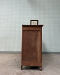 Charger l'image dans la visionneuse de la galerie, Grand buffet vintage
