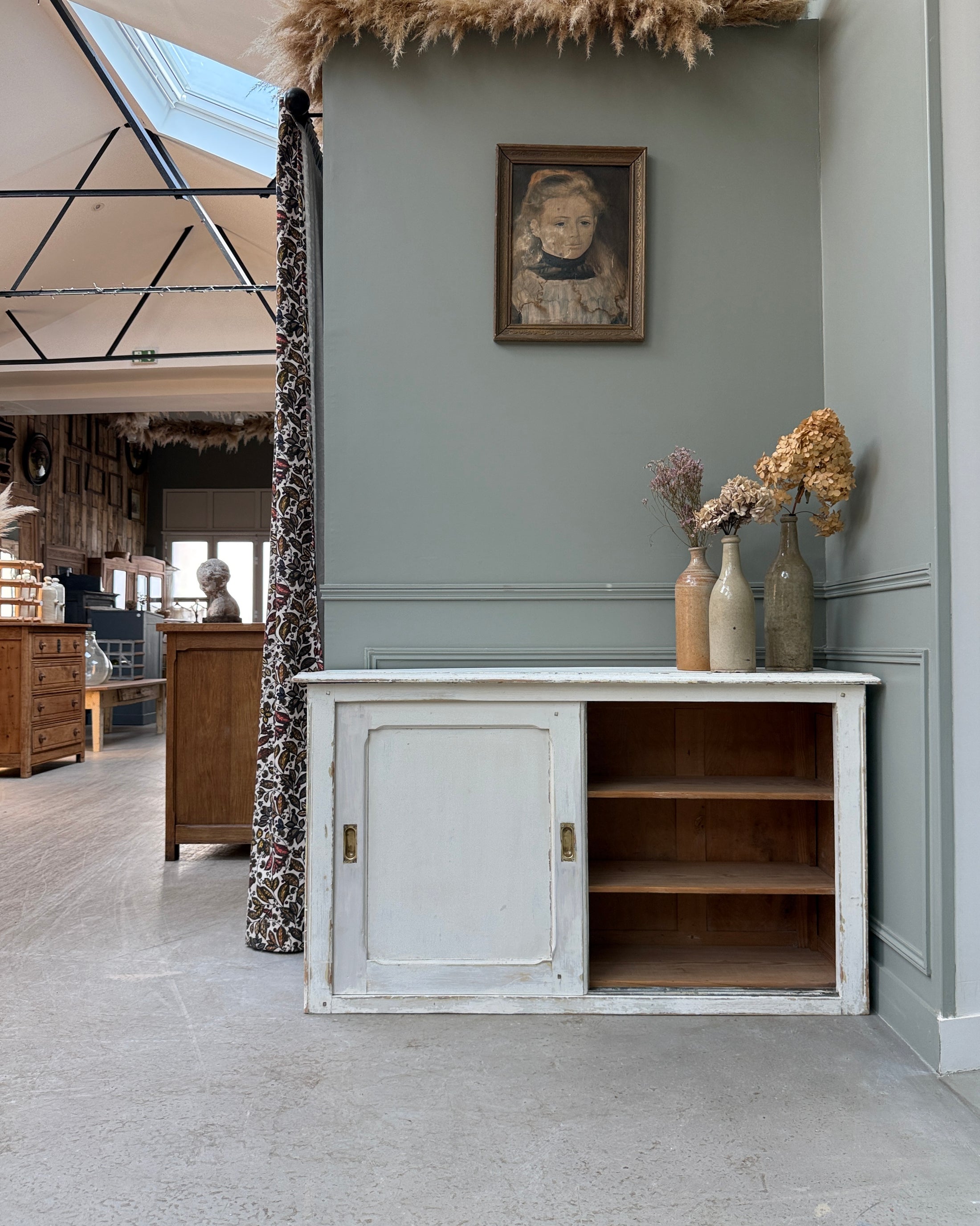 Buffet vintage à portes coulissantes