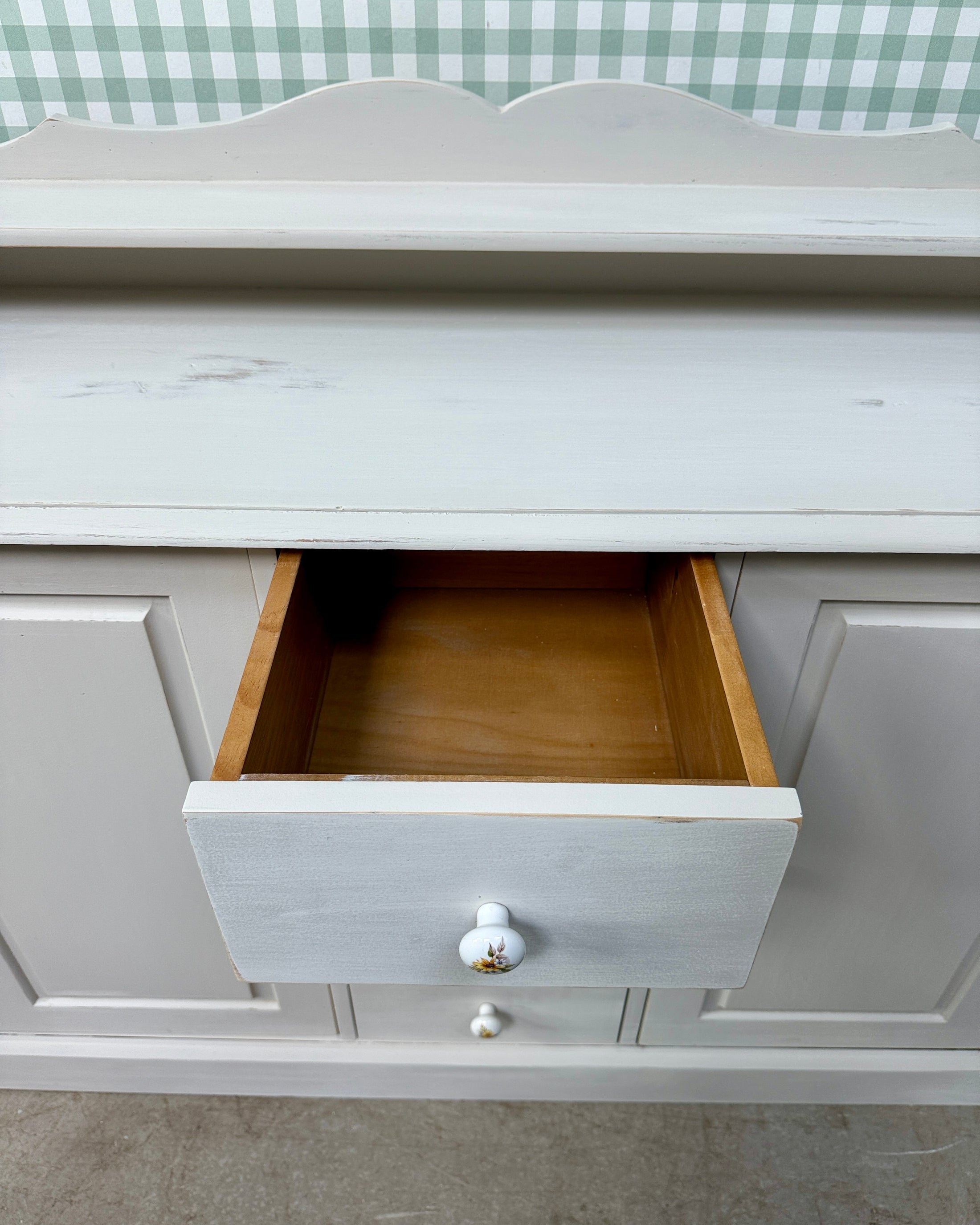 Enfilade vintage patinée