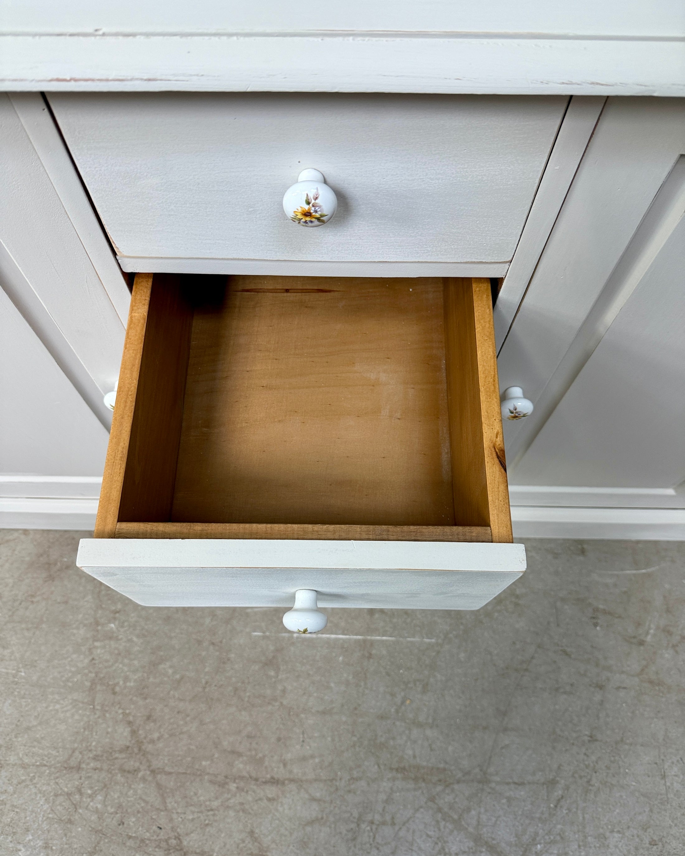 Enfilade vintage patinée