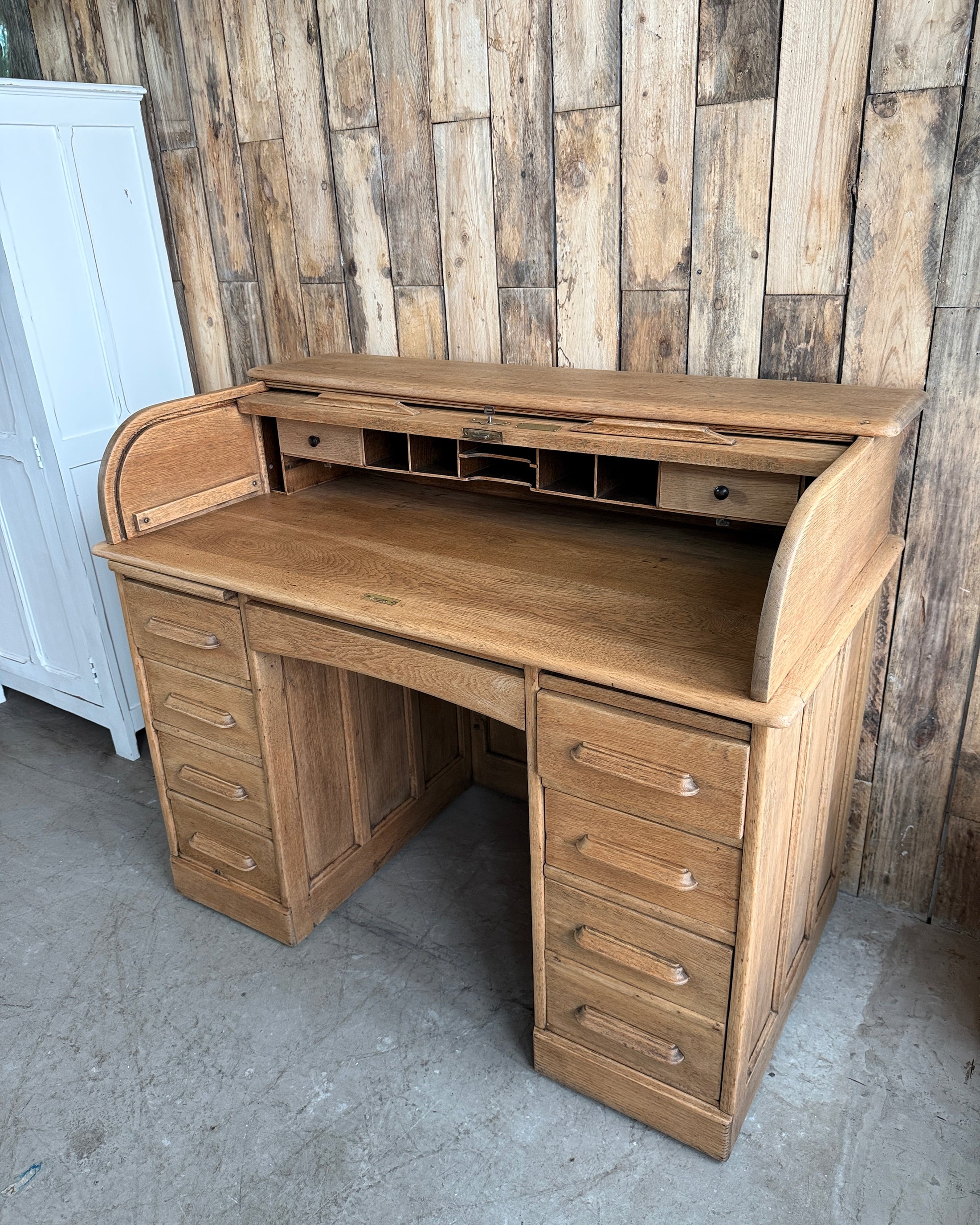 Bureau américain à cylindre