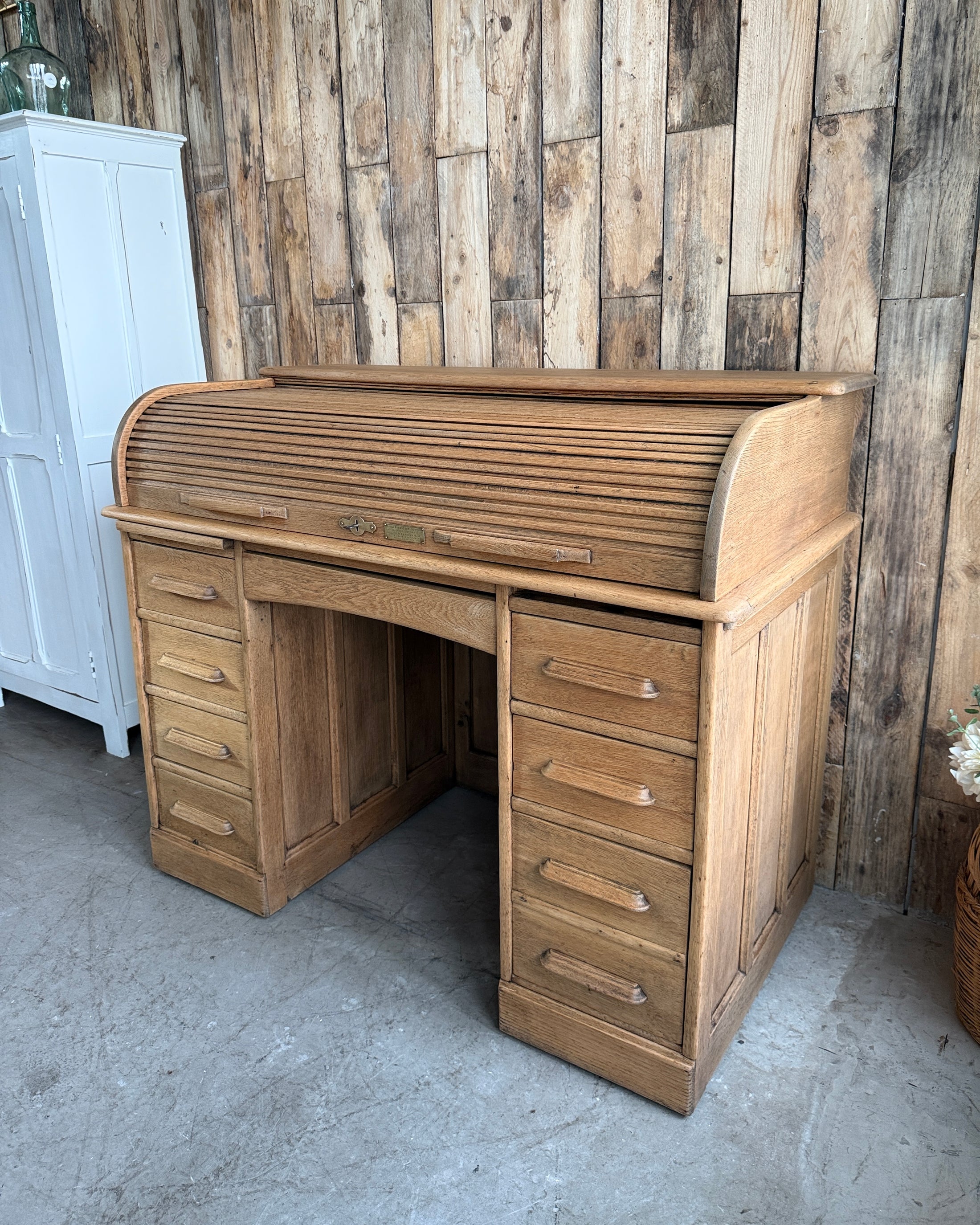 Bureau américain à cylindre