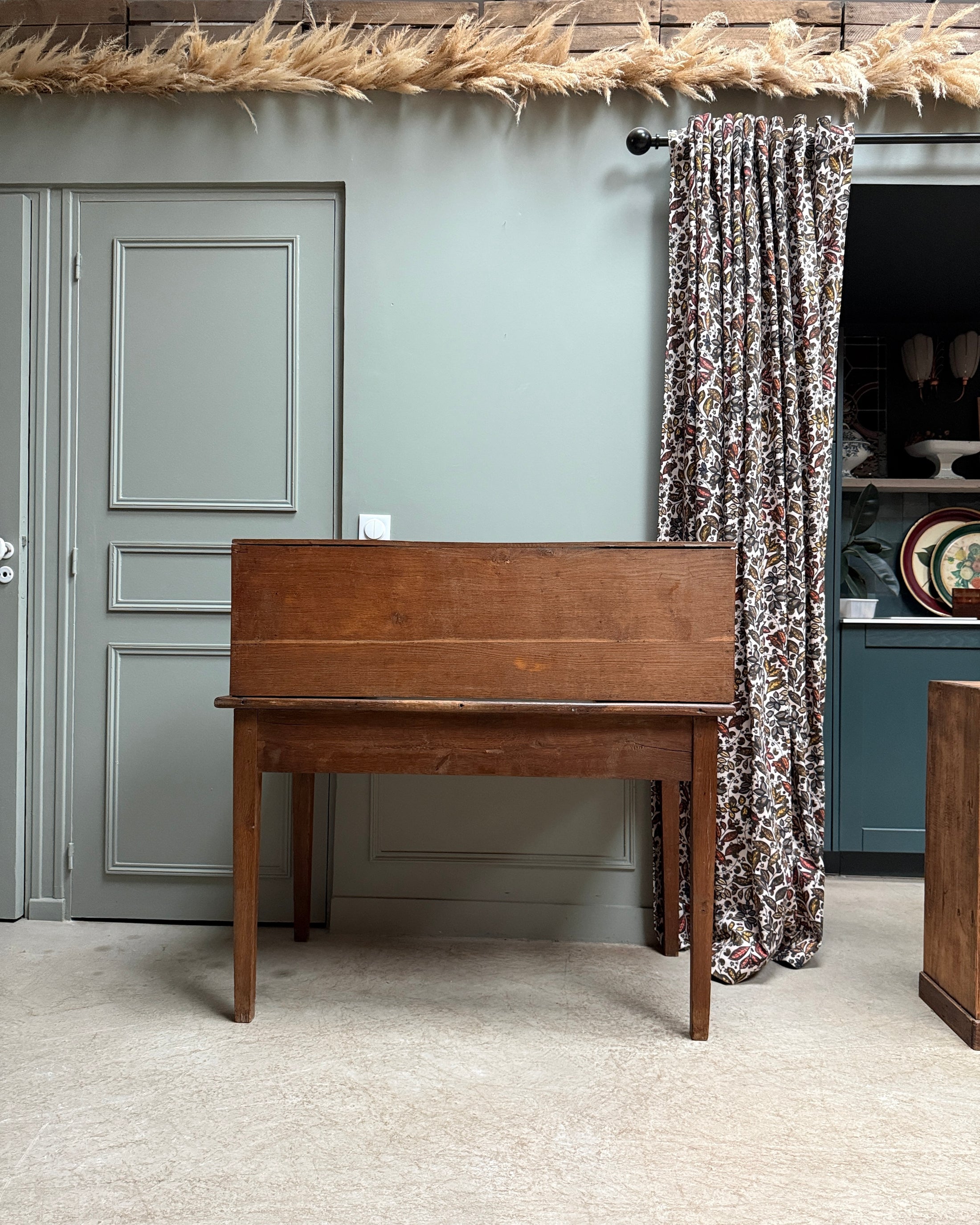 Bureau ancien à gradin