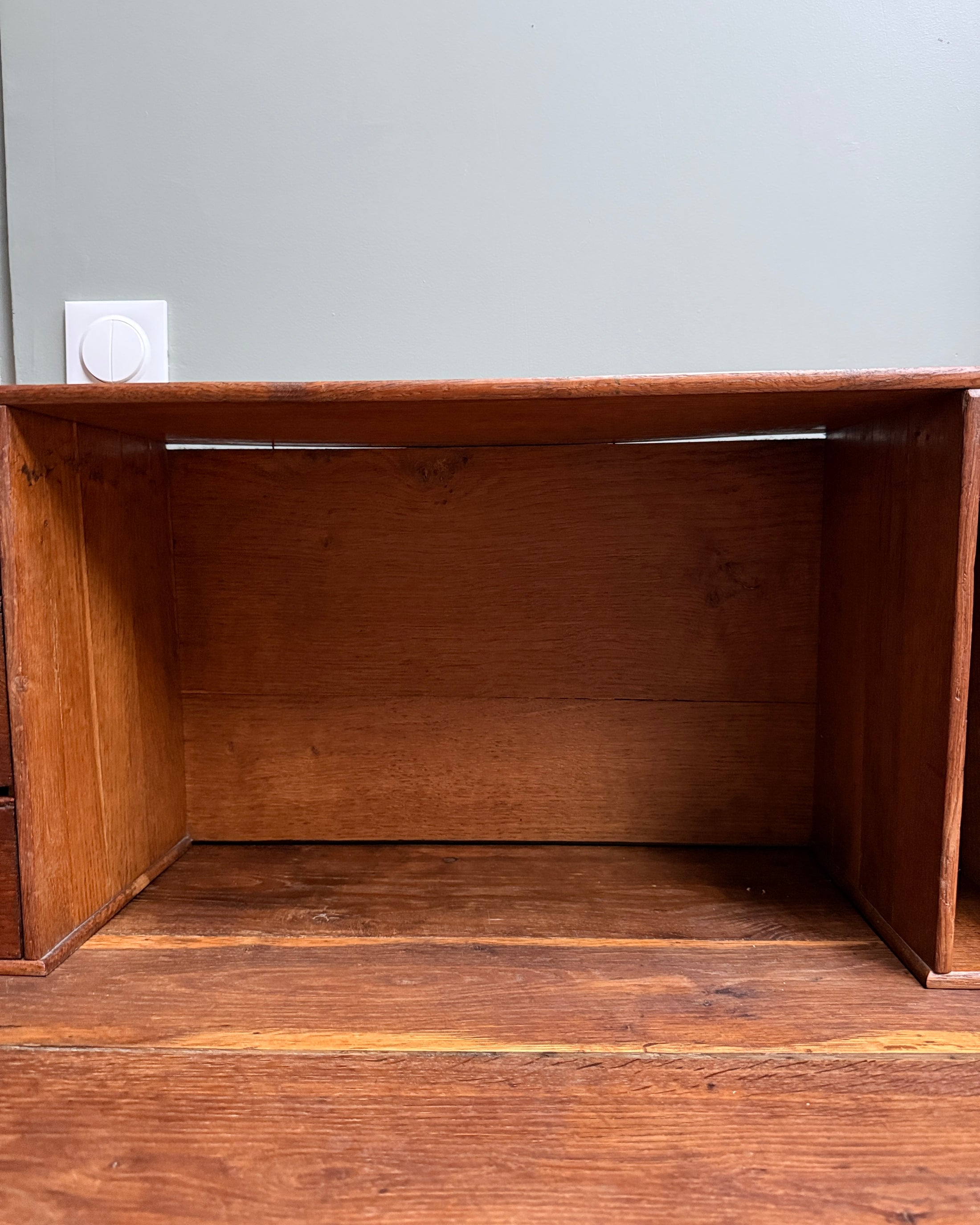 Bureau ancien à gradin