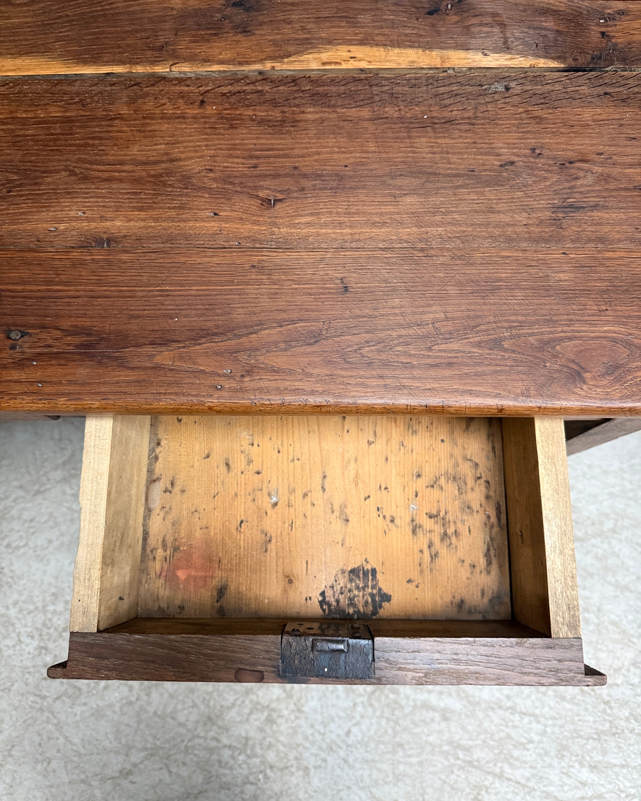 Bureau ancien à gradin