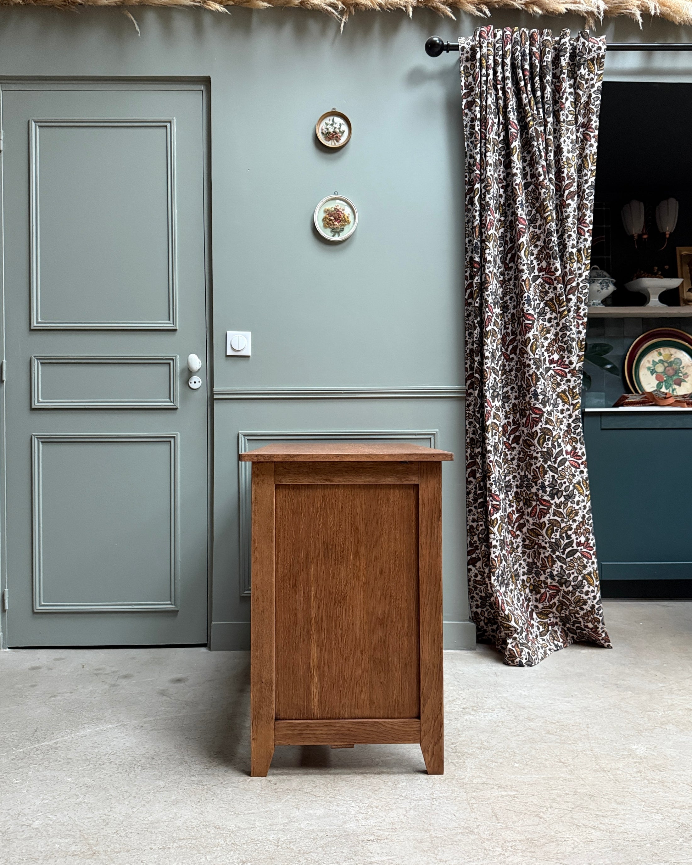 Bureau ancien demi-ministre