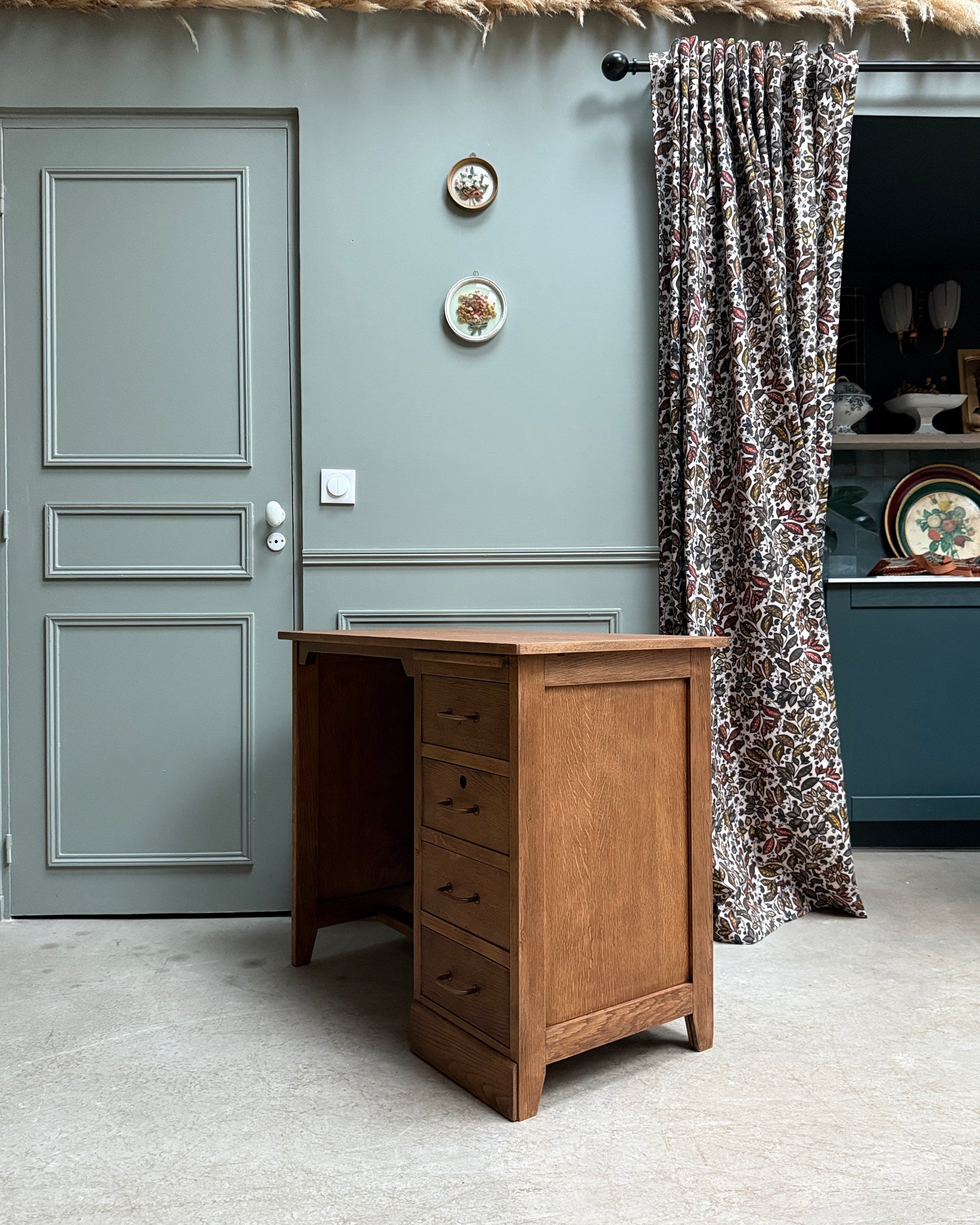 Bureau ancien demi-ministre