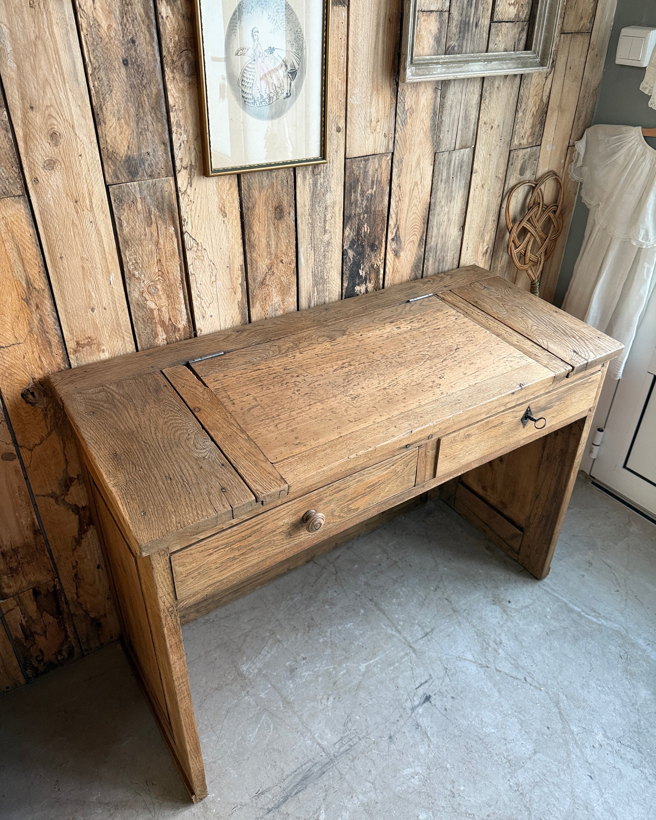 Bureau ancien double