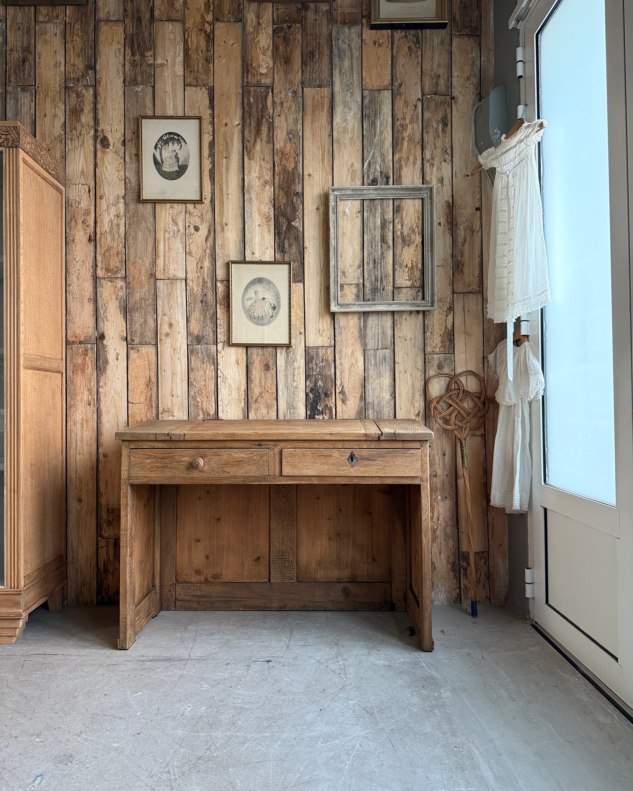 Bureau ancien double