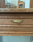 Charger l'image dans la visionneuse de la galerie, Bureau-coiffeuse Art Déco en chêne
