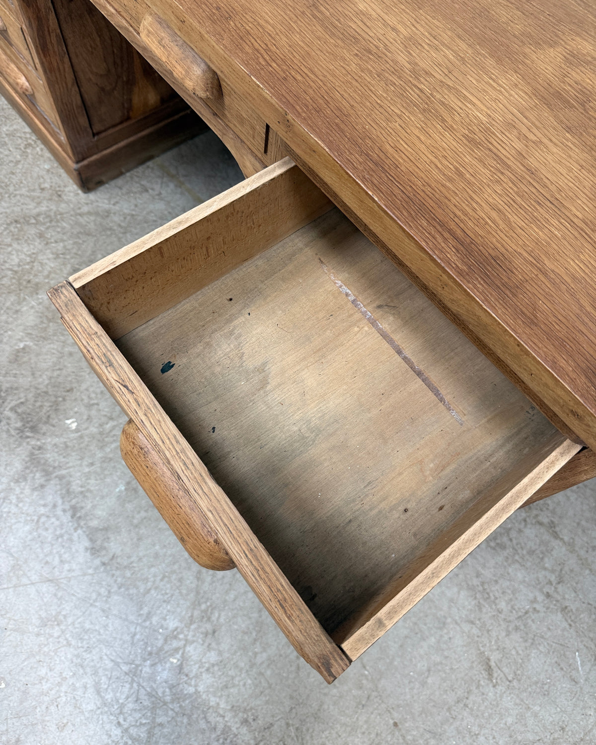 Bureau de ministre en chêne