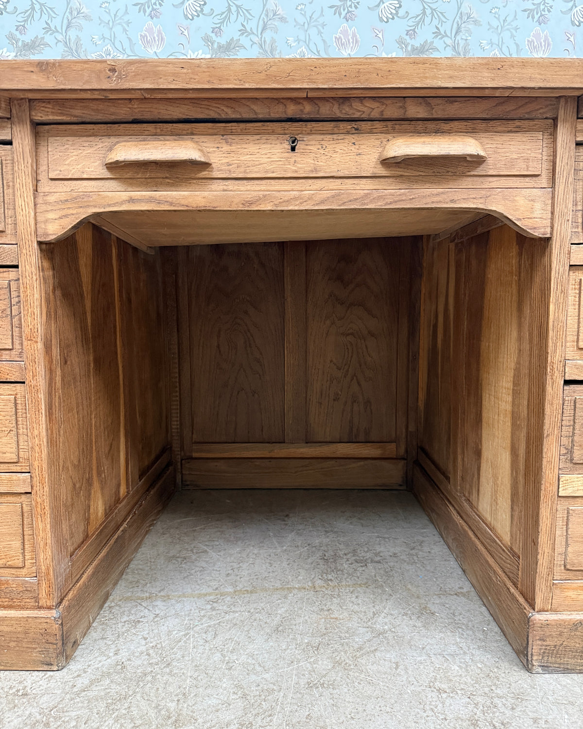 Bureau de ministre en chêne