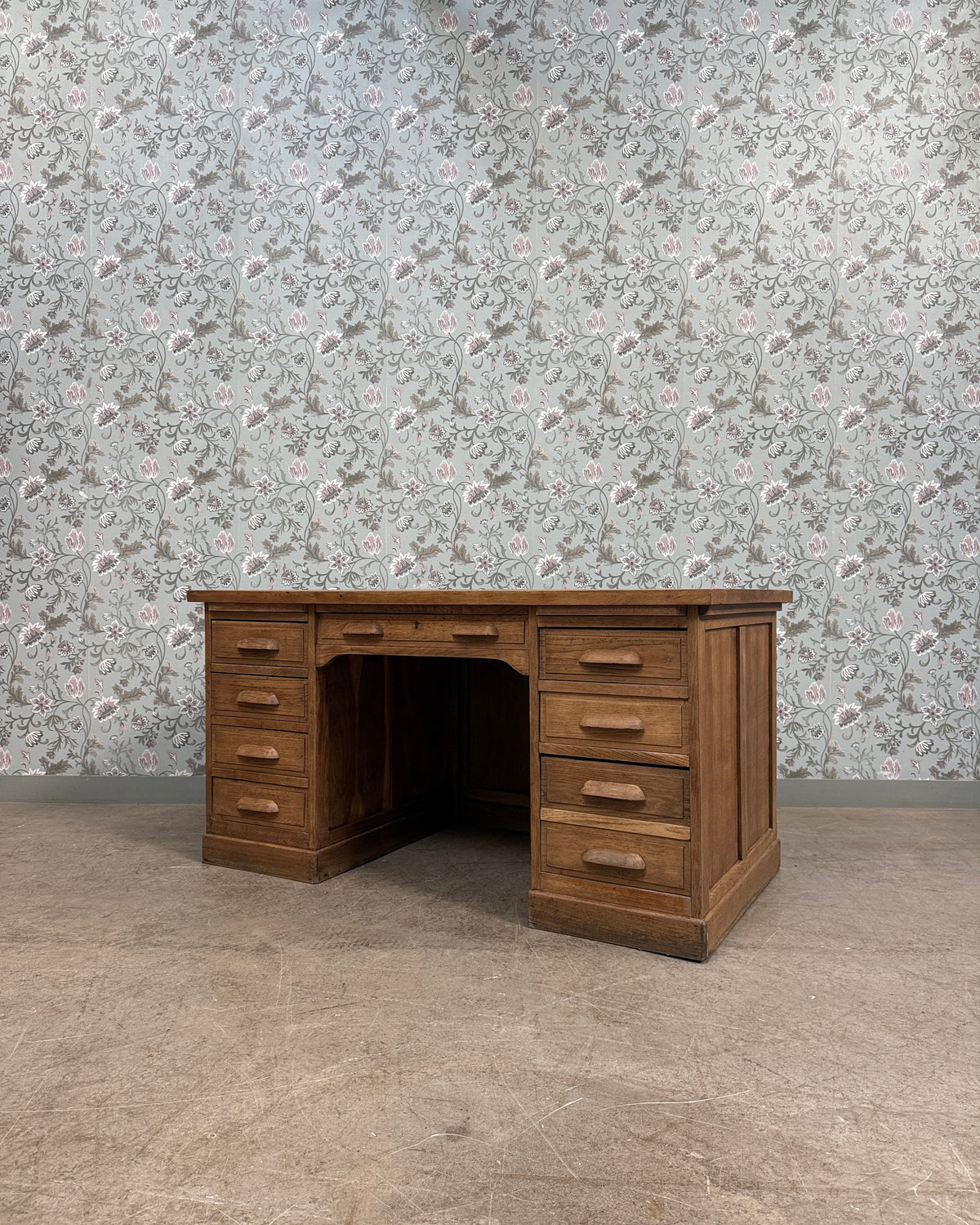 Bureau de ministre en chêne