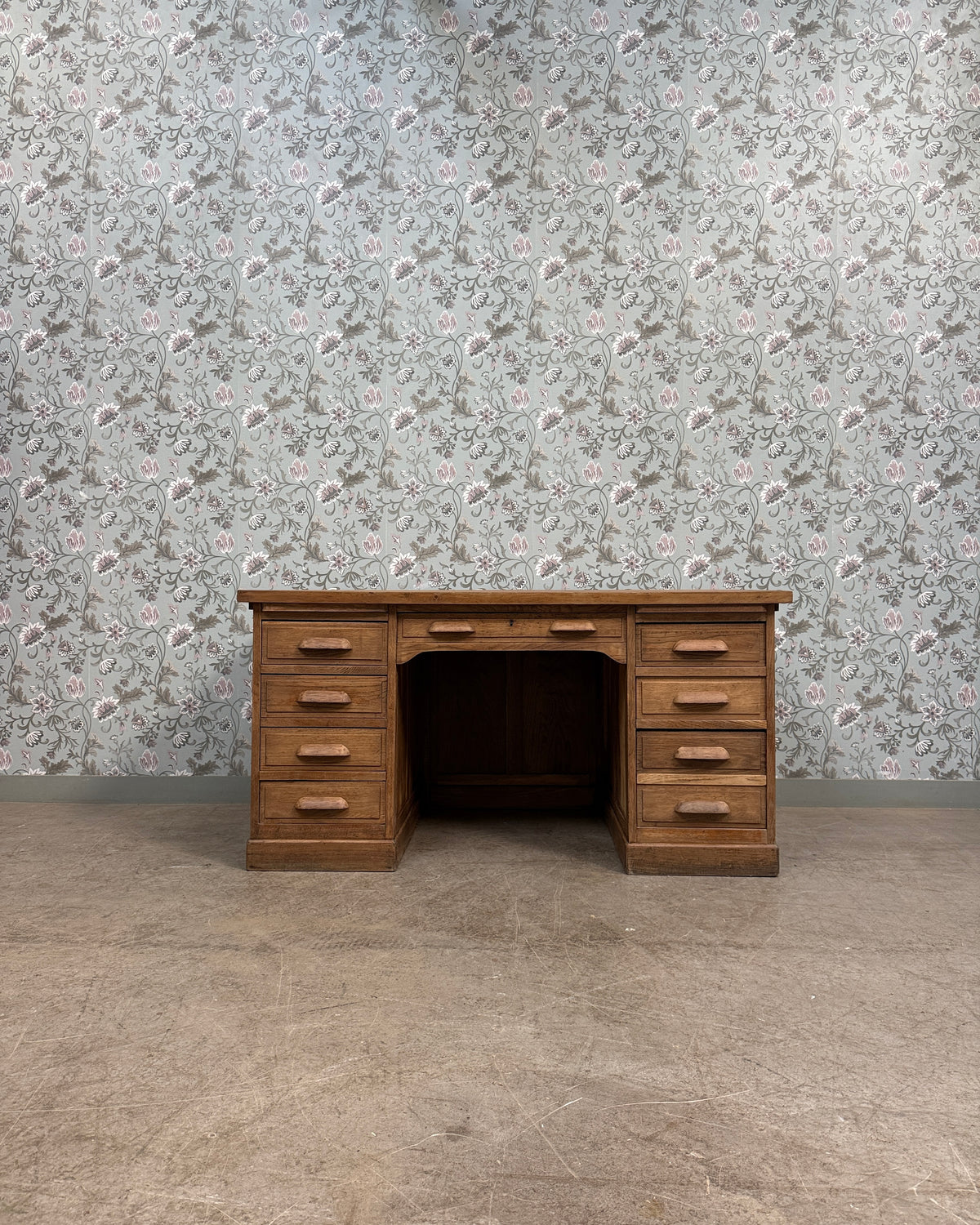 Bureau de ministre en chêne