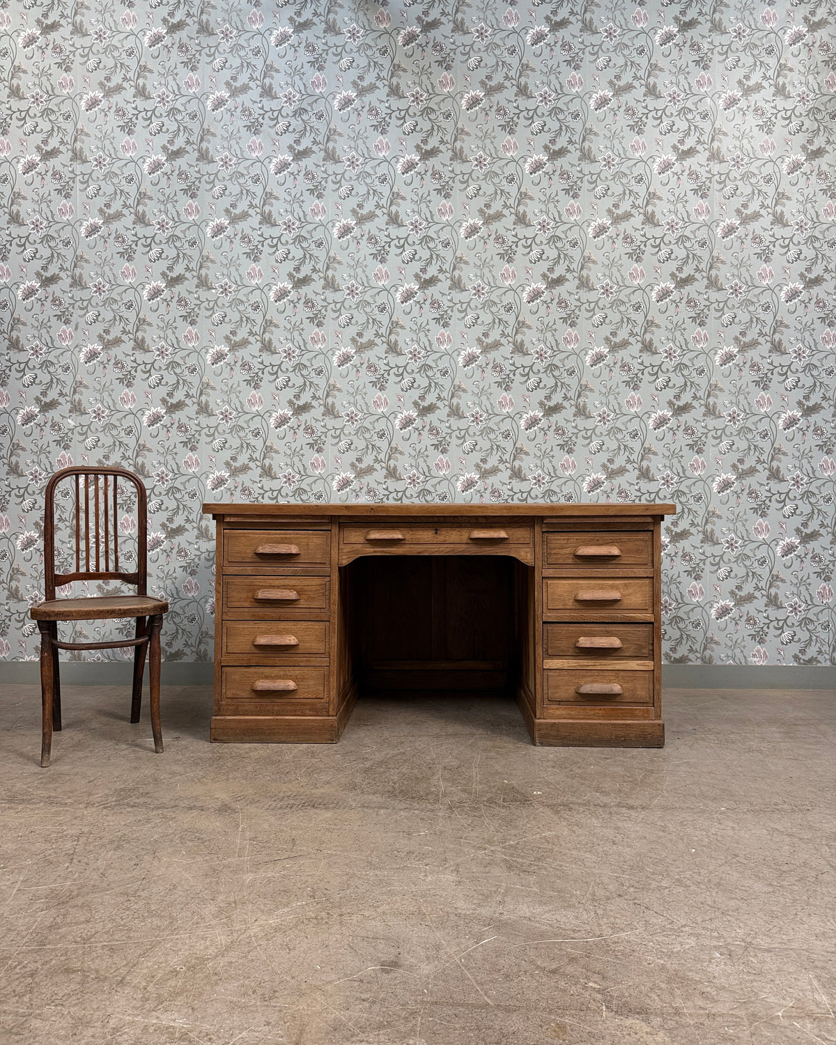 Bureau de ministre en chêne