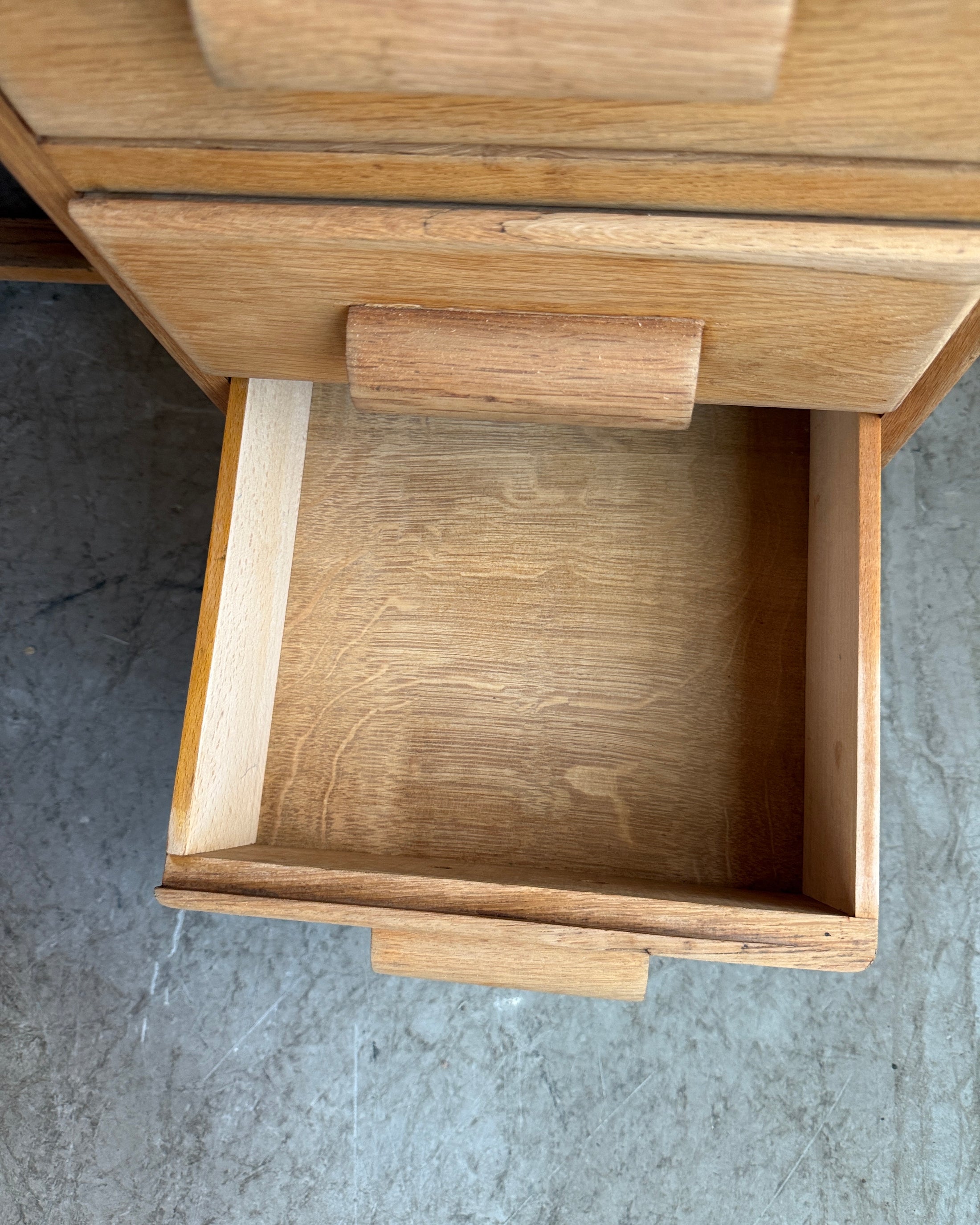 Bureau demi-ministre en chêne