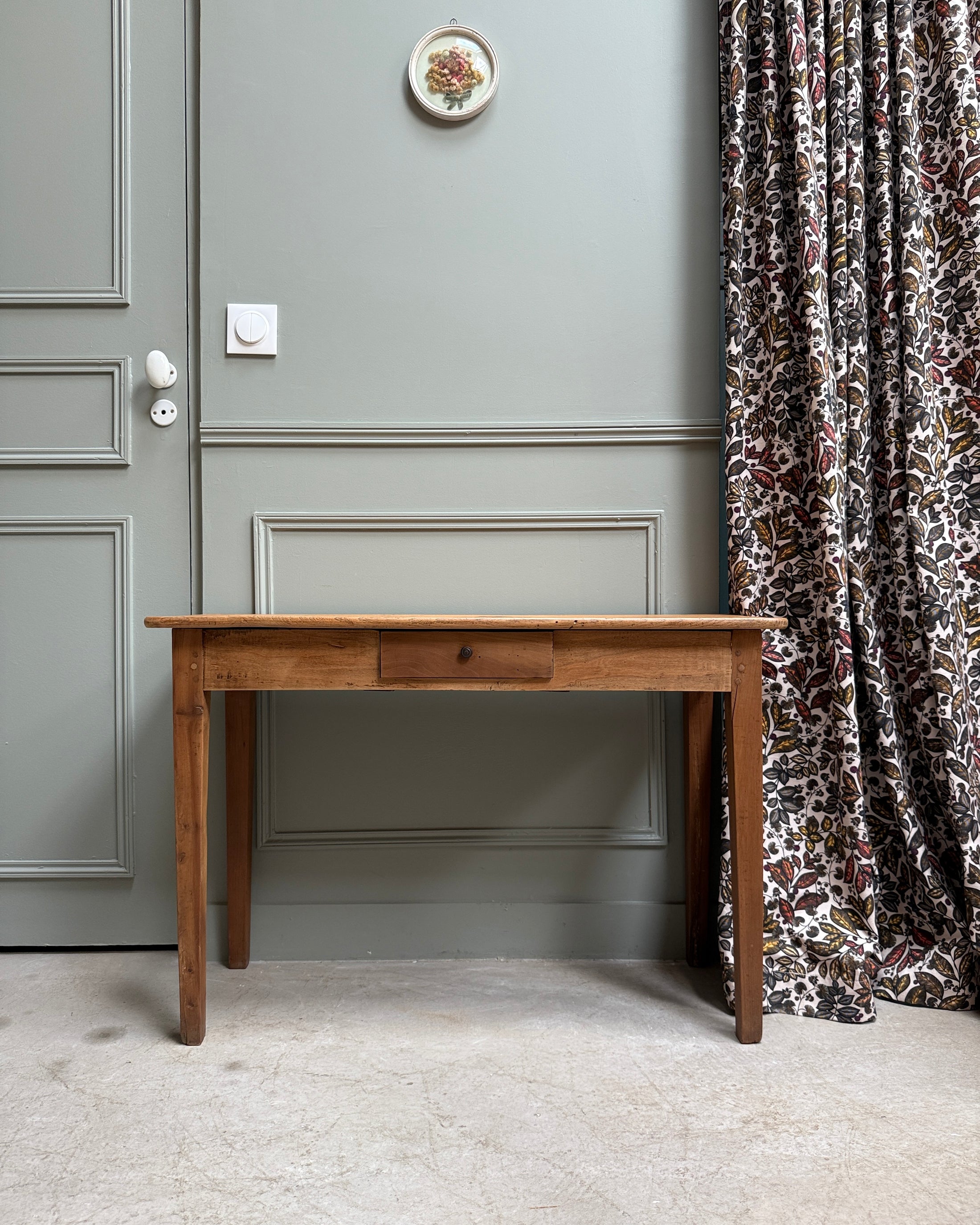 Bureau enfant ancien