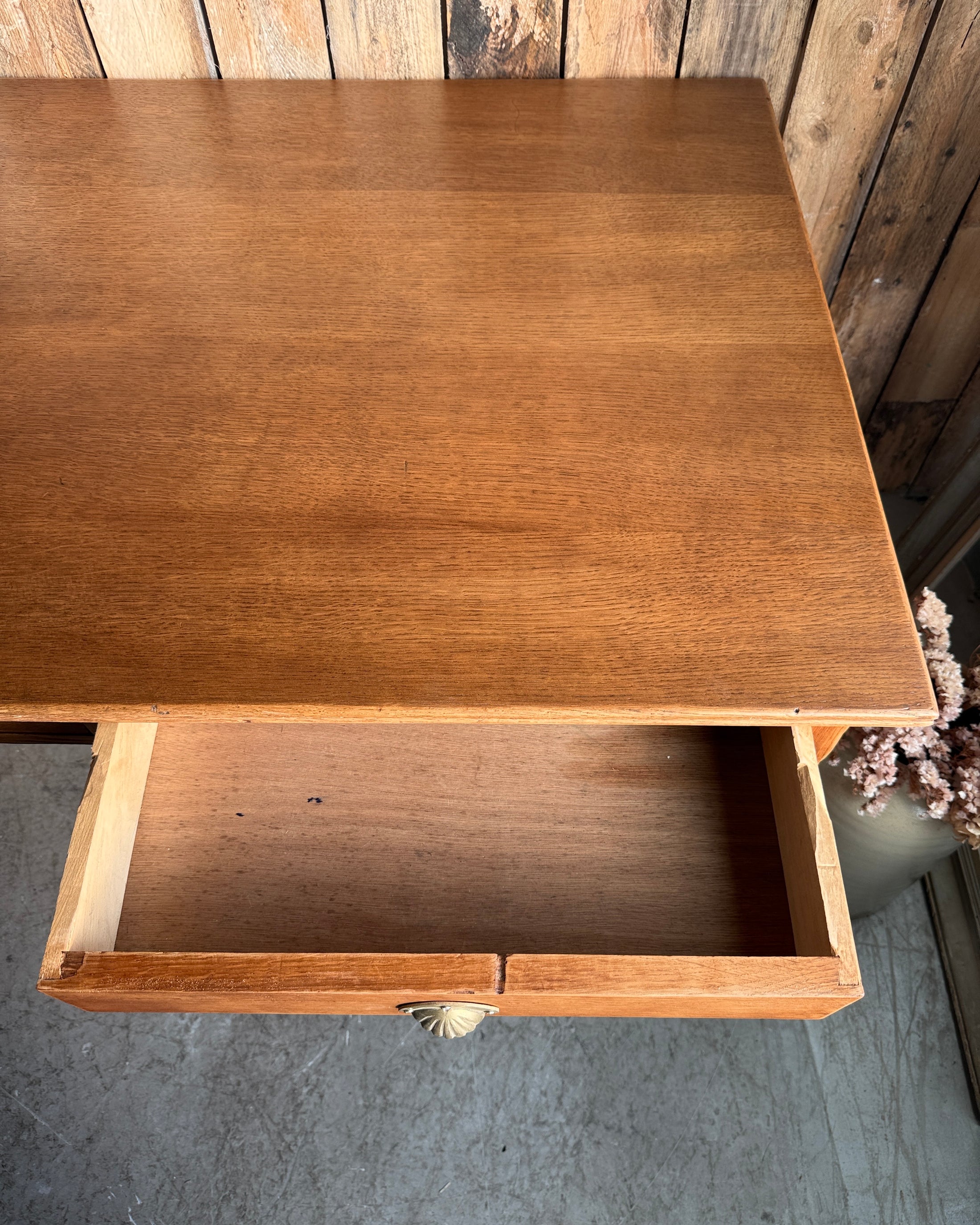Bureau vintage en chêne années 50