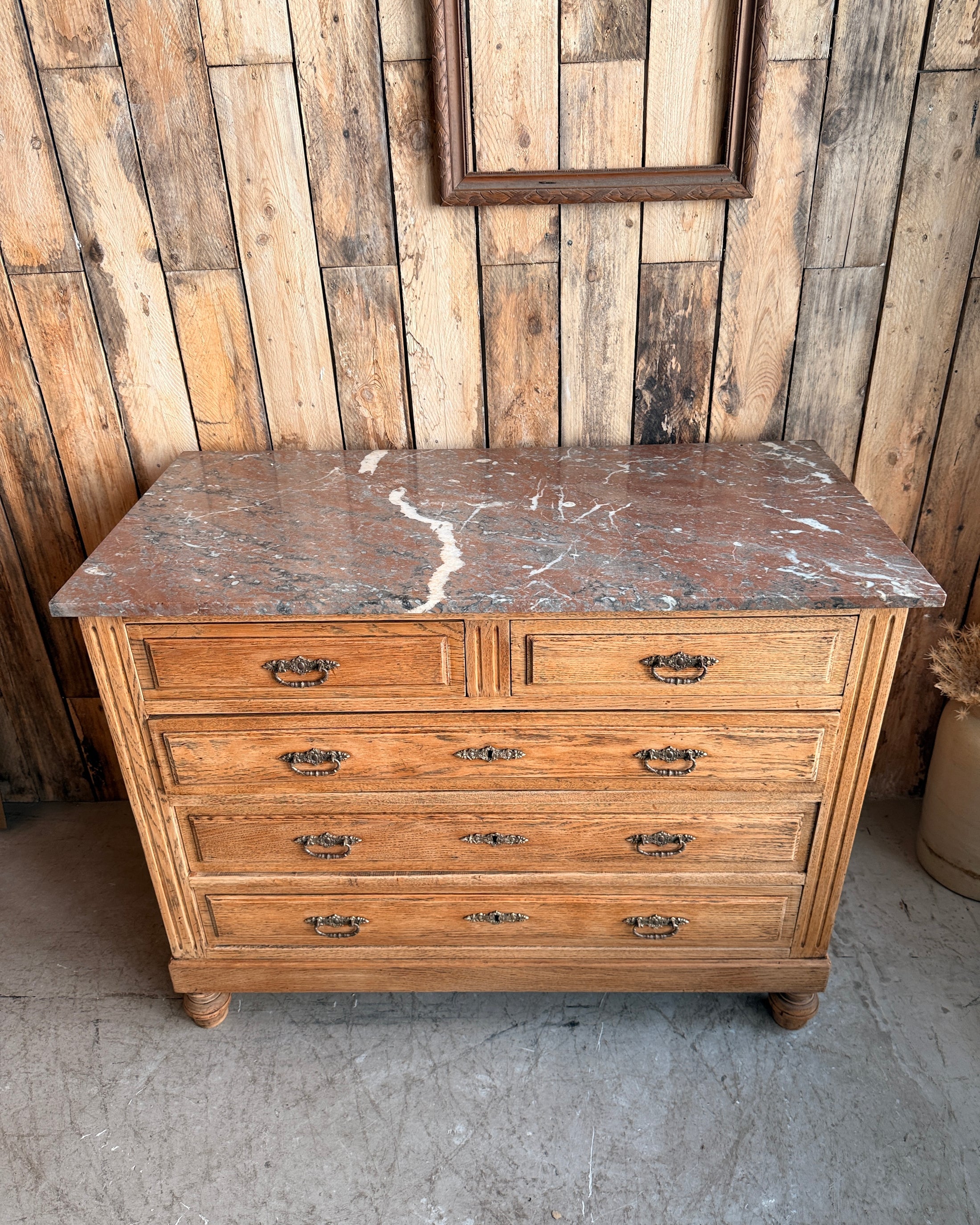Commode ancienne de style Louis XVI