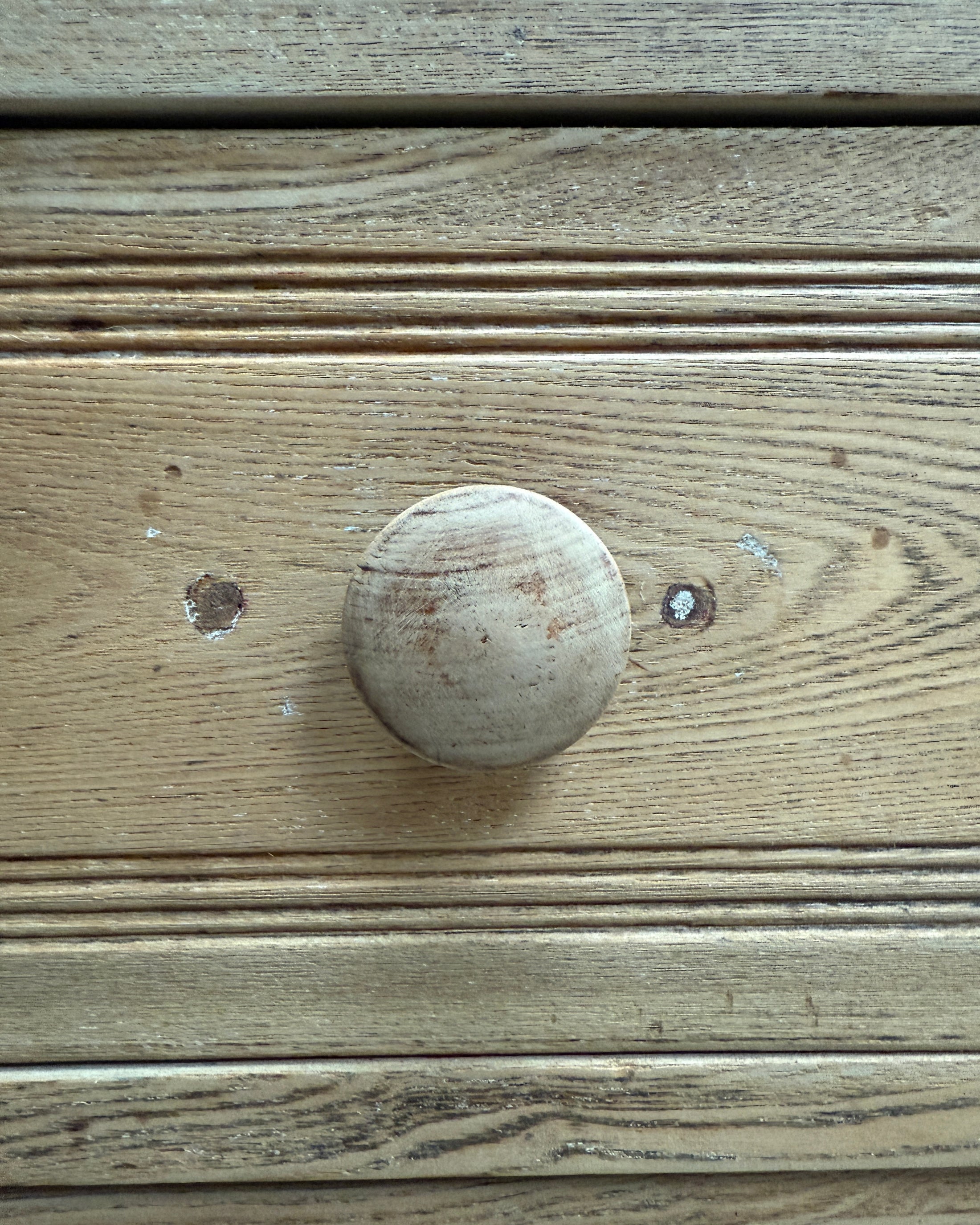 Commode Art Déco en bois massif