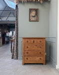 Charger l'image dans la visionneuse de la galerie, Commode ancienne campagnarde en pin massif
