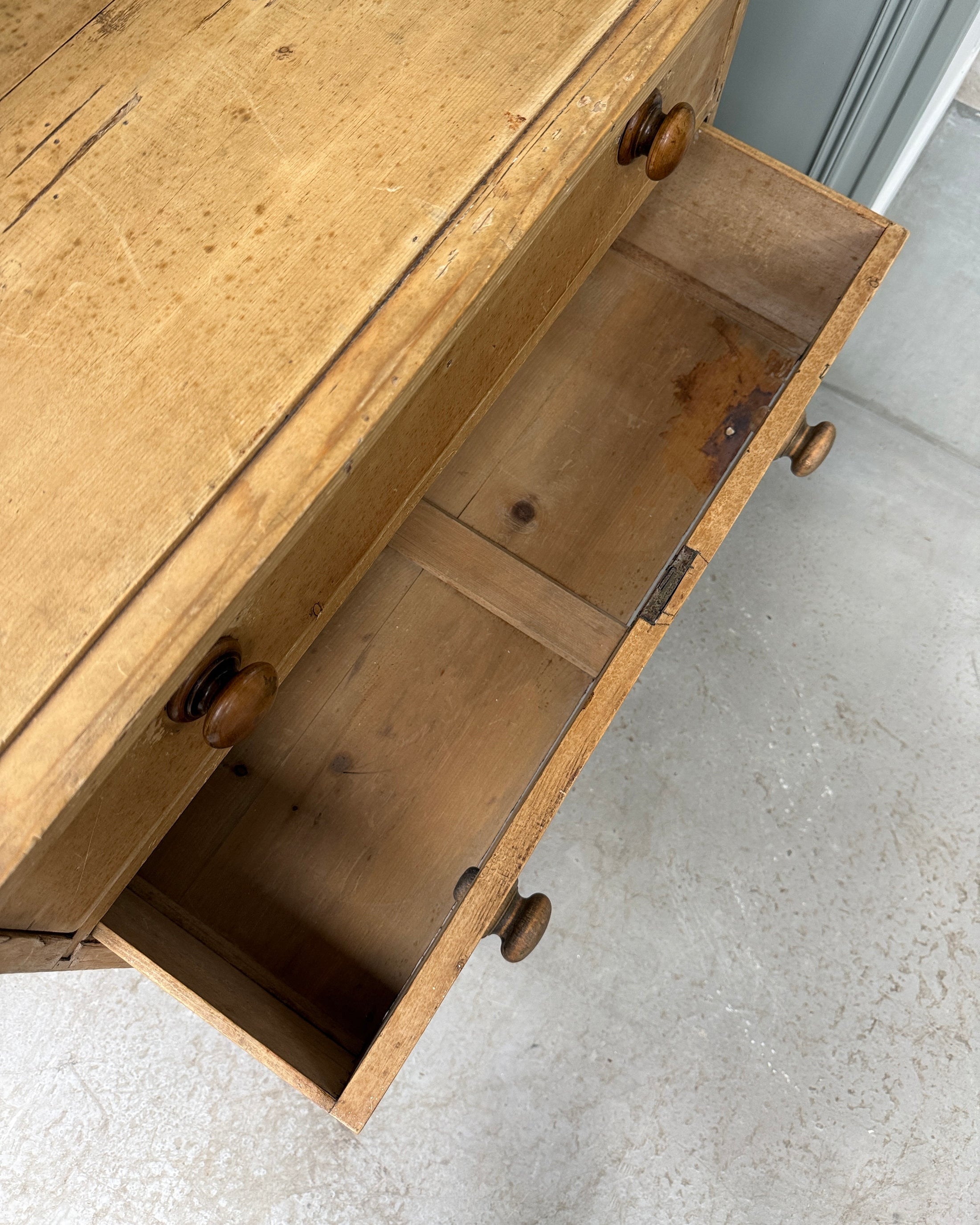 Commode anglaise coiffeuse en pin