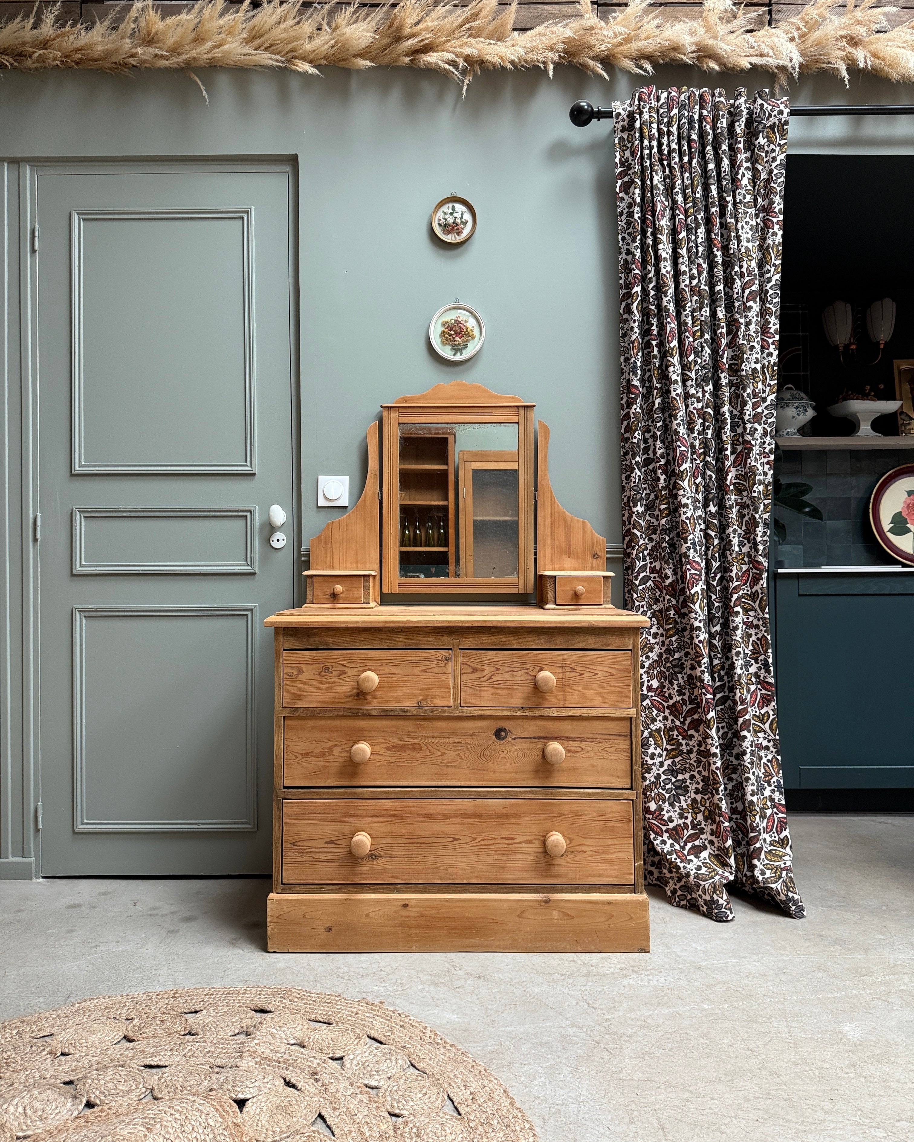 Commode anglaise coiffeuse – FAUVETTE