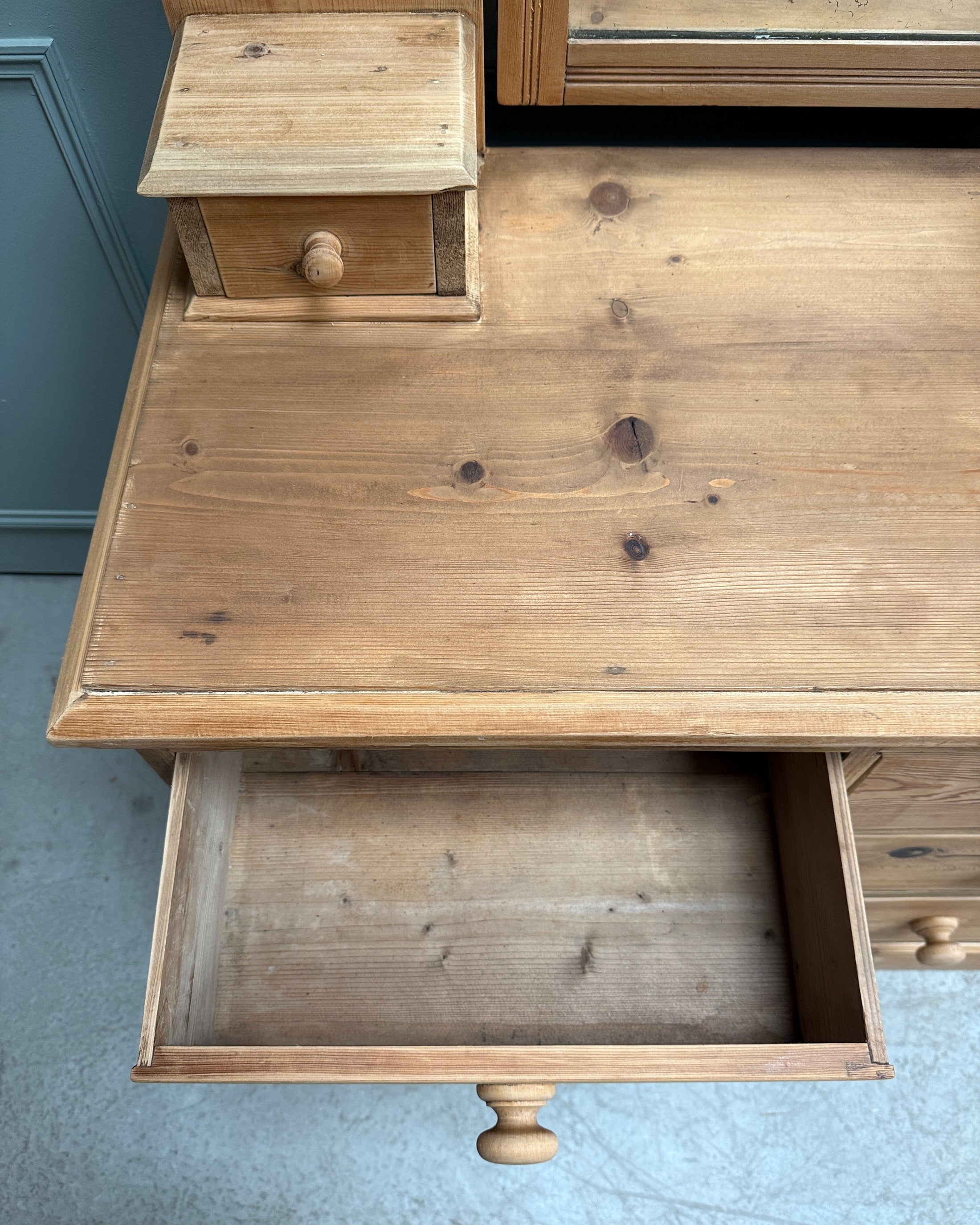 Commode anglaise coiffeuse