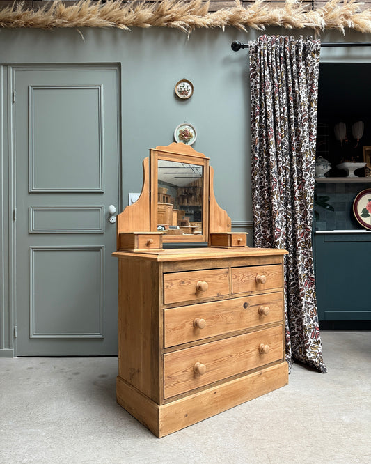 Commode anglaise coiffeuse