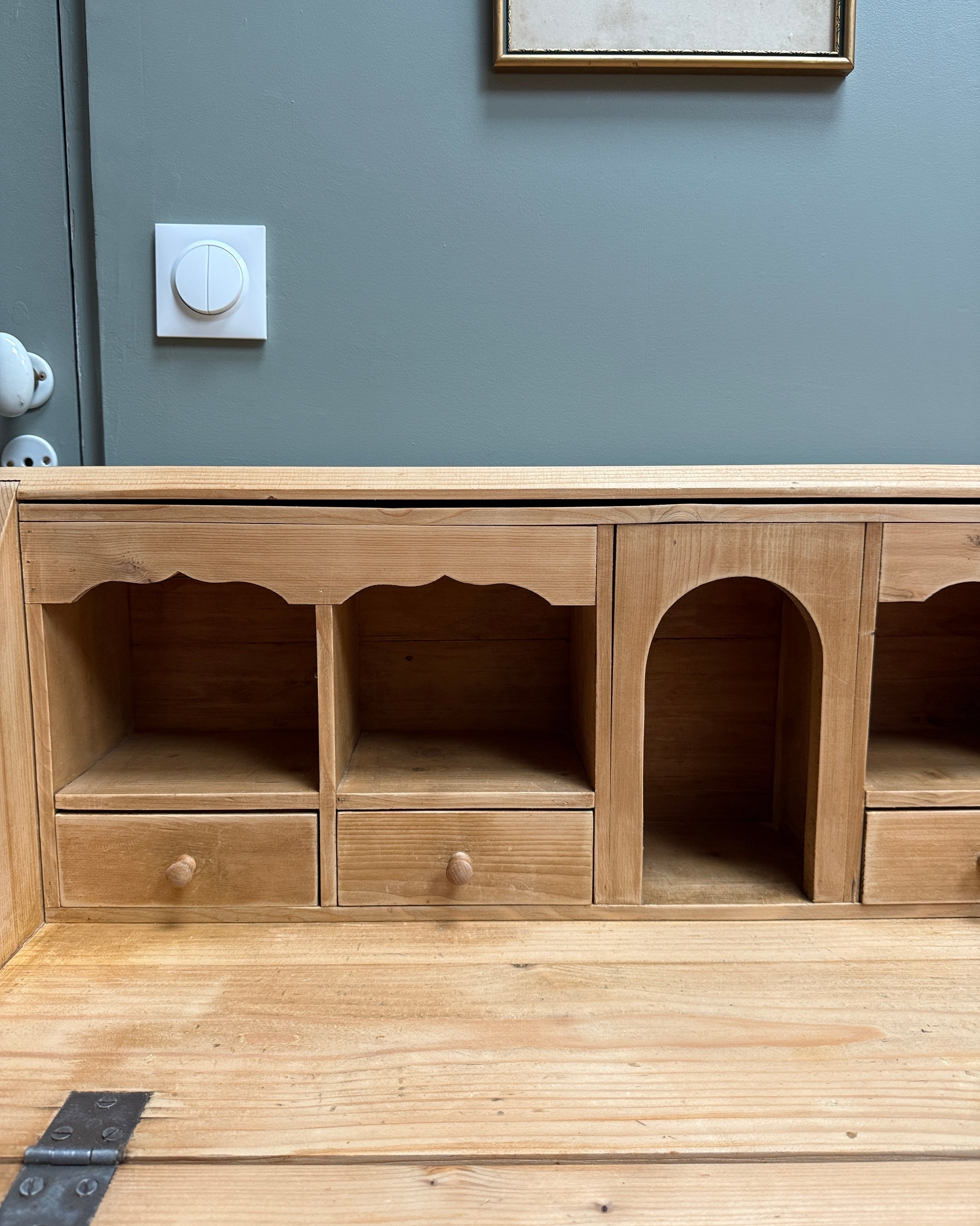 Commode anglaise scriban en pin